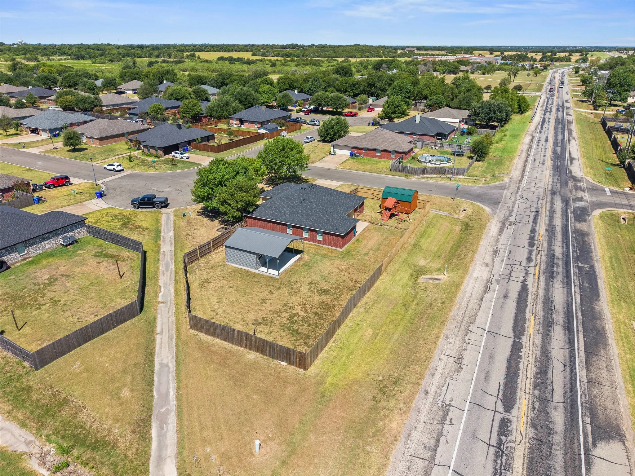 Single Family Residence For Sale in Mc Lennan County , 10805 Snow Pea Drive, Waco, Texas 76708, 4 Bedroom, 2 Bathroom, 2 Garage spaces, 1,730 Sqft, built in 2006, mls#21358666, Real Estate Agent in Waco, Homes For Sale in Mc Lennan county, Homes For Sale in Waco, Realtor in Waco Texas, Real Estate Brokerage Independent Realty Texas, Luminita Cordes Realtor