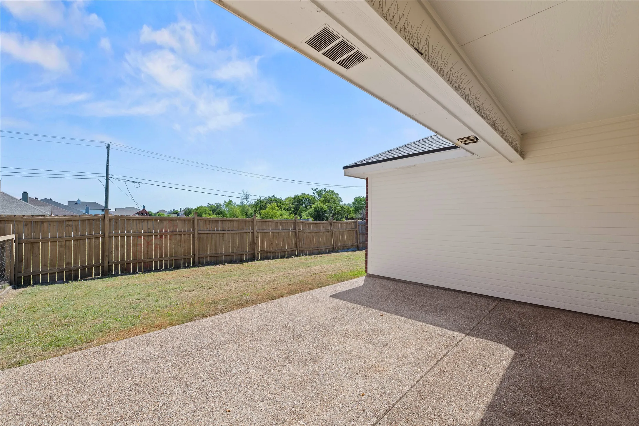 Single Family Residence For Sale in Mc Lennan County , 10805 Snow Pea Drive, Waco, Texas 76708, 4 Bedroom, 2 Bathroom, 2 Garage spaces, 1,730 Sqft, built in 2006, mls#21358666, Real Estate Agent in Waco, Homes For Sale in Mc Lennan county, Homes For Sale in Waco, Realtor in Waco Texas, Real Estate Brokerage Independent Realty Texas, Luminita Cordes Realtor