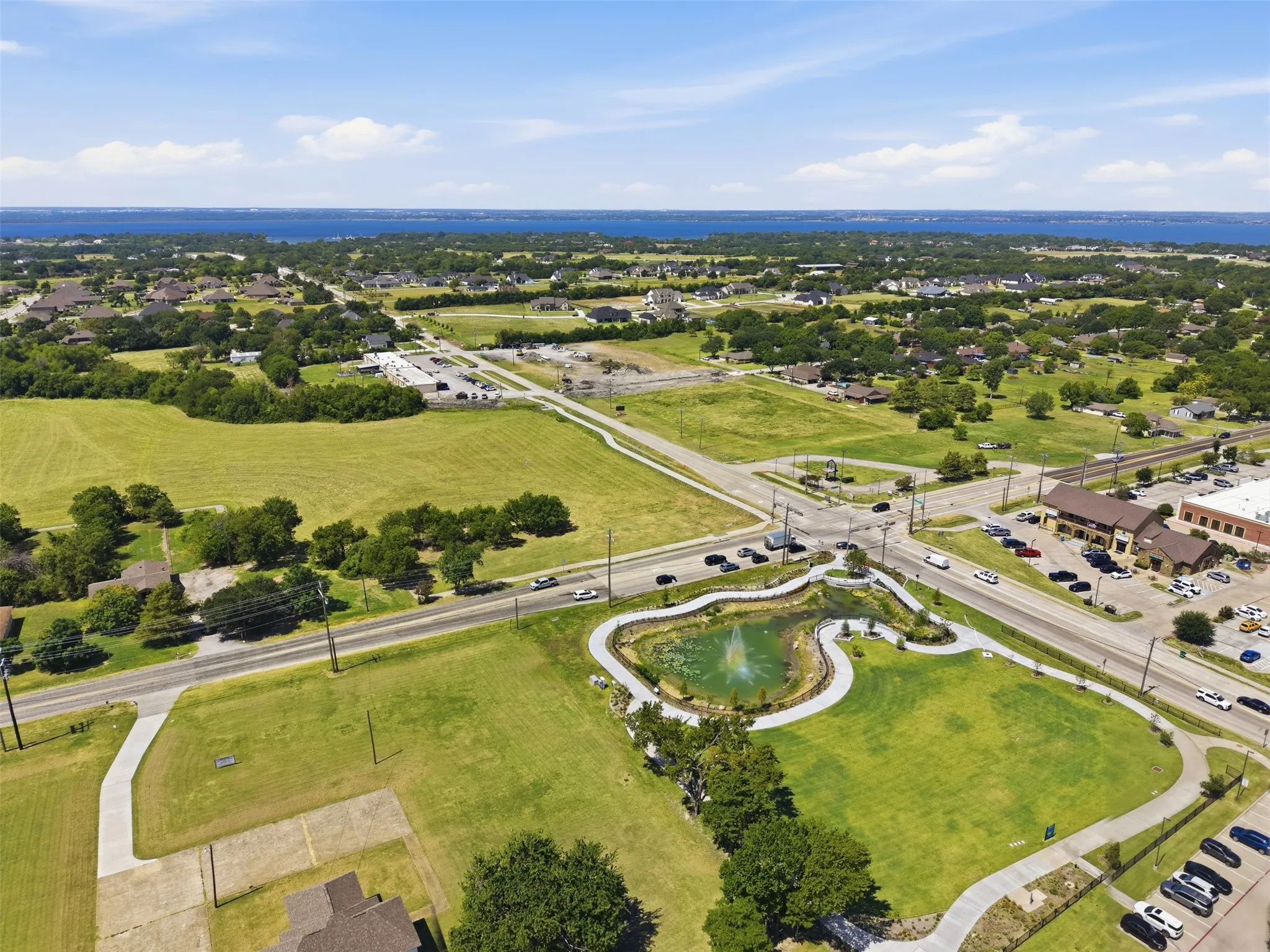 Single Family Residence For Sale in Rockwall County , 2471 N Fm 740, Heath, Texas 75032, 2 Bedroom, 1 Bathroom, 1 Garage spaces, 1,176 Sqft, built in 1973, mls#21357841, Real Estate Agent in Heath, Homes For Sale in Rockwall county, Homes For Sale in Heath, Realtor in Heath Texas, Real Estate Brokerage Independent Realty Texas, Luminita Cordes Realtor