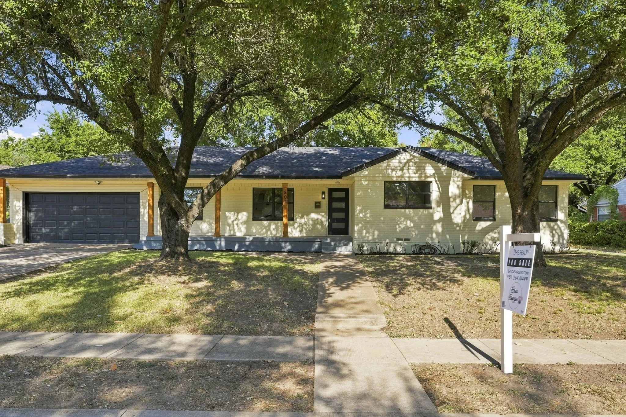 Single Family Residence For Sale in Dallas County , 802 Ranier Circle, Garland, Texas 75041, 3 Bedroom, 2 Bathroom, 2 Garage spaces, 1,568 Sqft, built in 1958, mls#21358701, Real Estate Agent in Garland, Homes For Sale in Dallas county, Homes For Sale in Garland, Realtor in Garland Texas, Real Estate Brokerage Independent Realty Texas, Luminita Cordes Realtor