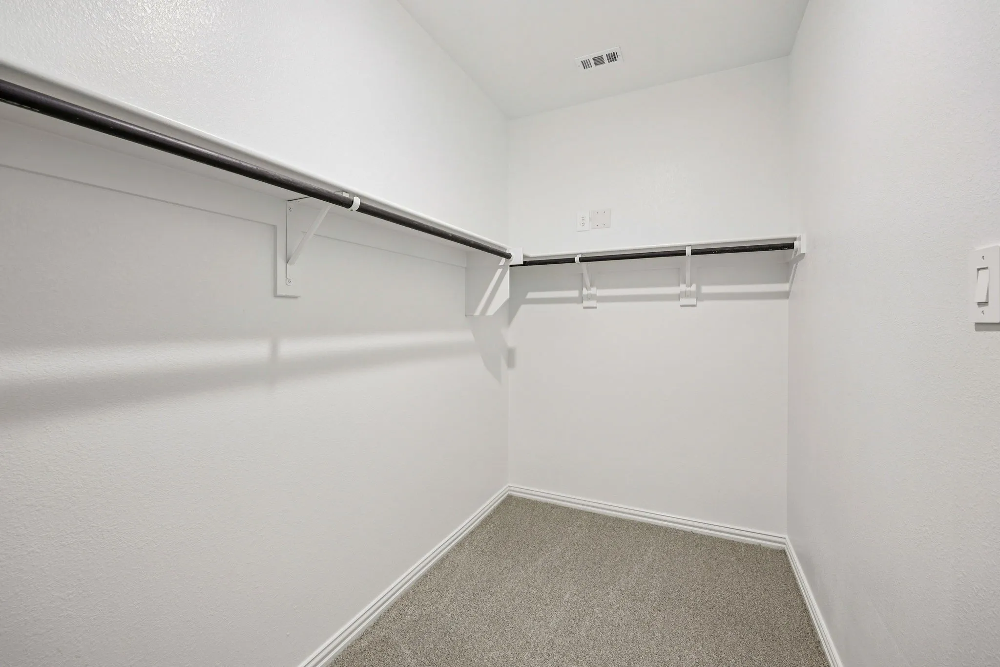 Photo is not of the actual home, but is an inspirational photo of builder’s model home and may depict options, furnishings, and/or decorator features that are not included.