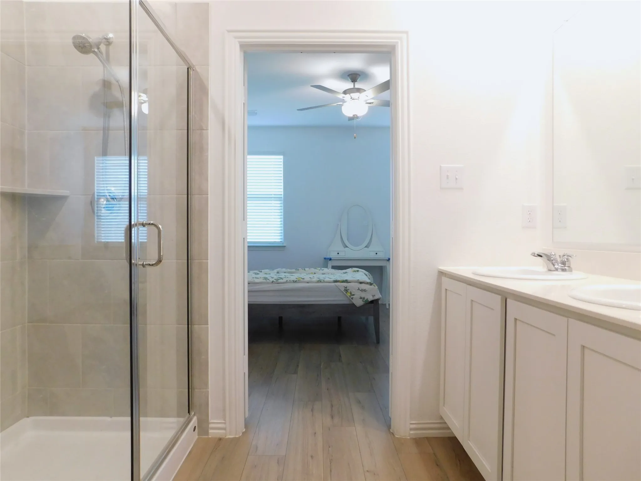 Single Family Residence For Rent in Denton County , 3500 Kingsview Drive, Denton, Texas 76207, 4 Bedroom, 2 Bathroom, 2 Garage spaces, 1,834 Sqft, built in 2022, mls#21357920, Real Estate Agent in Denton, Homes For Rent in Denton county, Homes For Rent in Denton, Realtor in Denton Texas, Real Estate Brokerage Independent Realty Texas, Luminita Cordes Realtor