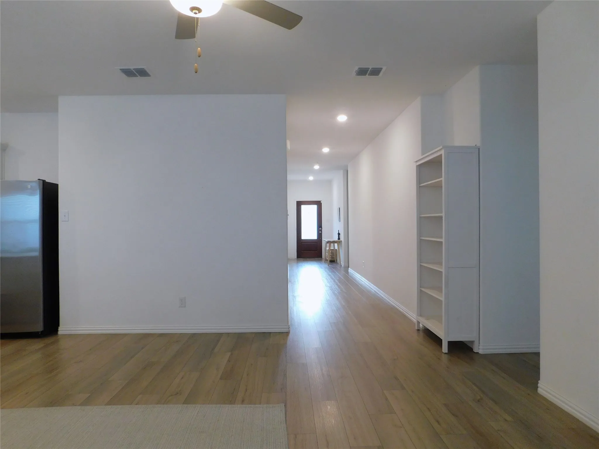 Single Family Residence For Rent in Denton County , 3500 Kingsview Drive, Denton, Texas 76207, 4 Bedroom, 2 Bathroom, 2 Garage spaces, 1,834 Sqft, built in 2022, mls#21357920, Real Estate Agent in Denton, Homes For Rent in Denton county, Homes For Rent in Denton, Realtor in Denton Texas, Real Estate Brokerage Independent Realty Texas, Luminita Cordes Realtor