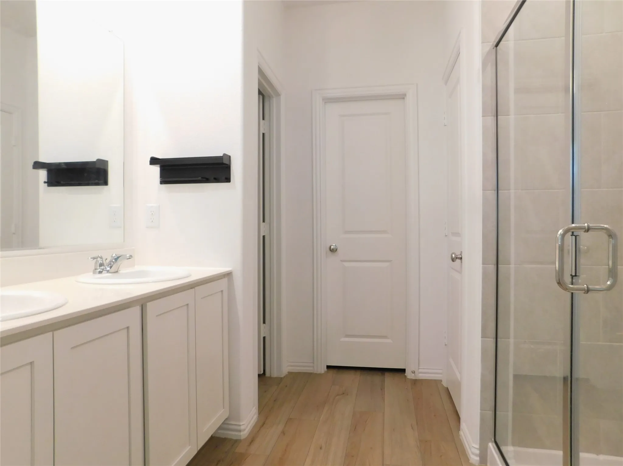 Single Family Residence For Rent in Denton County , 3500 Kingsview Drive, Denton, Texas 76207, 4 Bedroom, 2 Bathroom, 2 Garage spaces, 1,834 Sqft, built in 2022, mls#21357920, Real Estate Agent in Denton, Homes For Rent in Denton county, Homes For Rent in Denton, Realtor in Denton Texas, Real Estate Brokerage Independent Realty Texas, Luminita Cordes Realtor