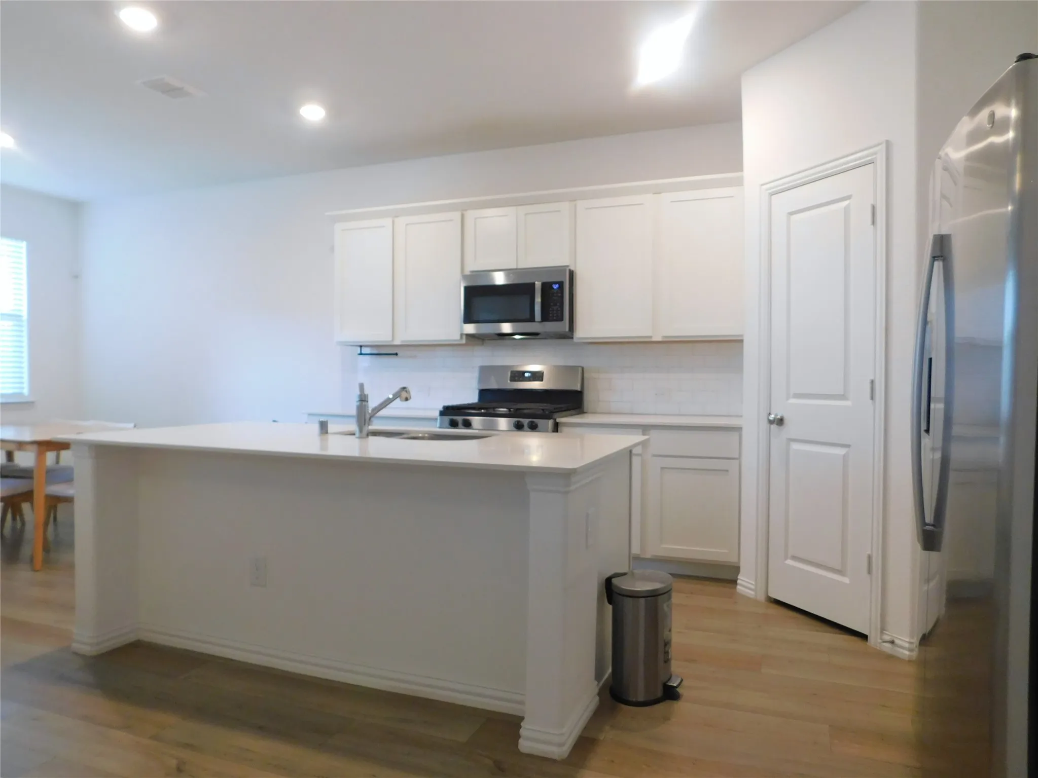 Single Family Residence For Rent in Denton County , 3500 Kingsview Drive, Denton, Texas 76207, 4 Bedroom, 2 Bathroom, 2 Garage spaces, 1,834 Sqft, built in 2022, mls#21357920, Real Estate Agent in Denton, Homes For Rent in Denton county, Homes For Rent in Denton, Realtor in Denton Texas, Real Estate Brokerage Independent Realty Texas, Luminita Cordes Realtor