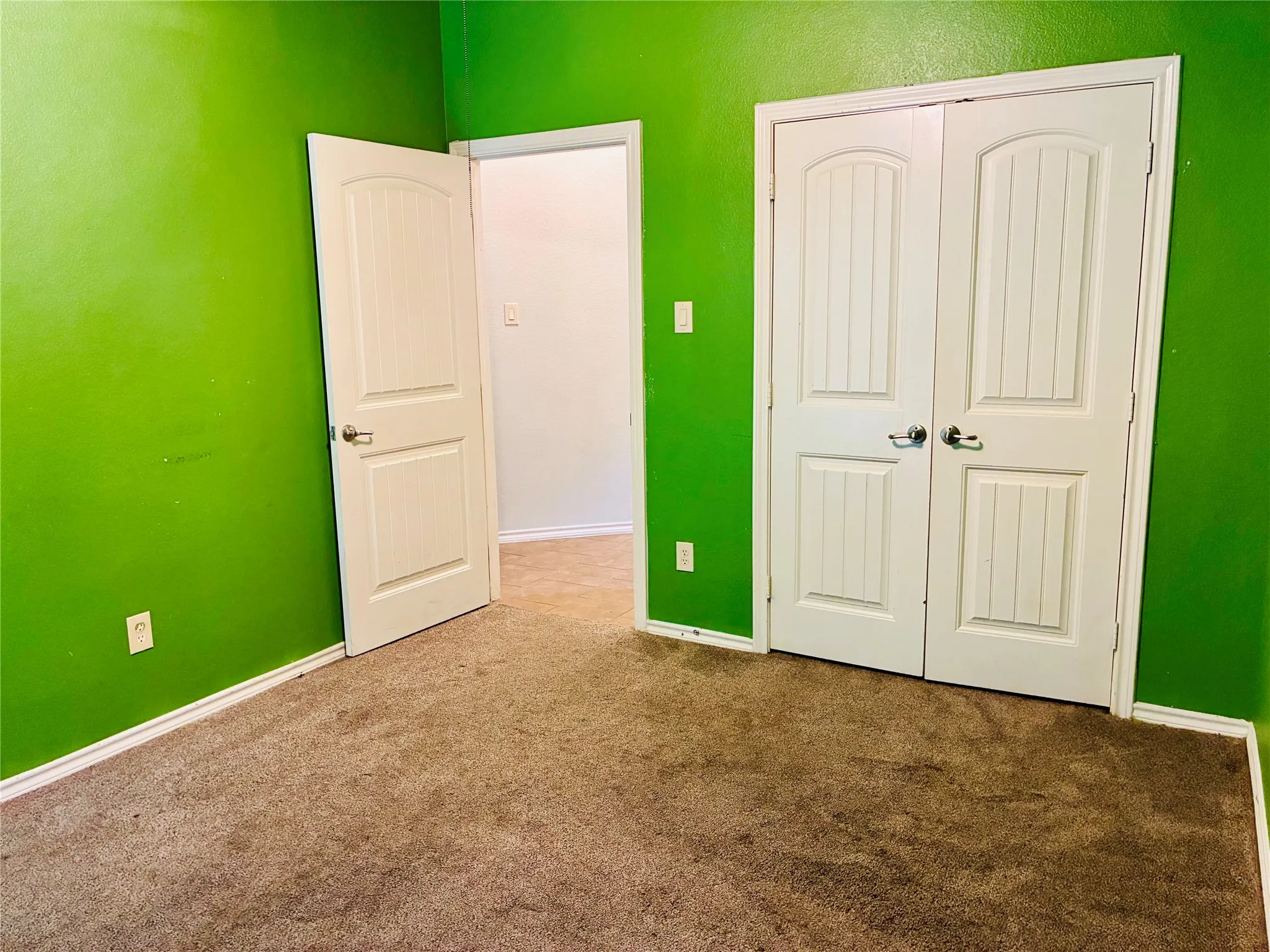 Single Family Residence For Sale in Parker County , 2229 Caroline Drive, Weatherford, Texas 76087, 4 Bedroom, 2 Bathroom, 2 Garage spaces, 2,410 Sqft, built in 2012, mls#21355729, Real Estate Agent in Weatherford, Homes For Sale in Parker county, Homes For Sale in Weatherford, Realtor in Weatherford Texas, Real Estate Brokerage Independent Realty Texas, Luminita Cordes Realtor
