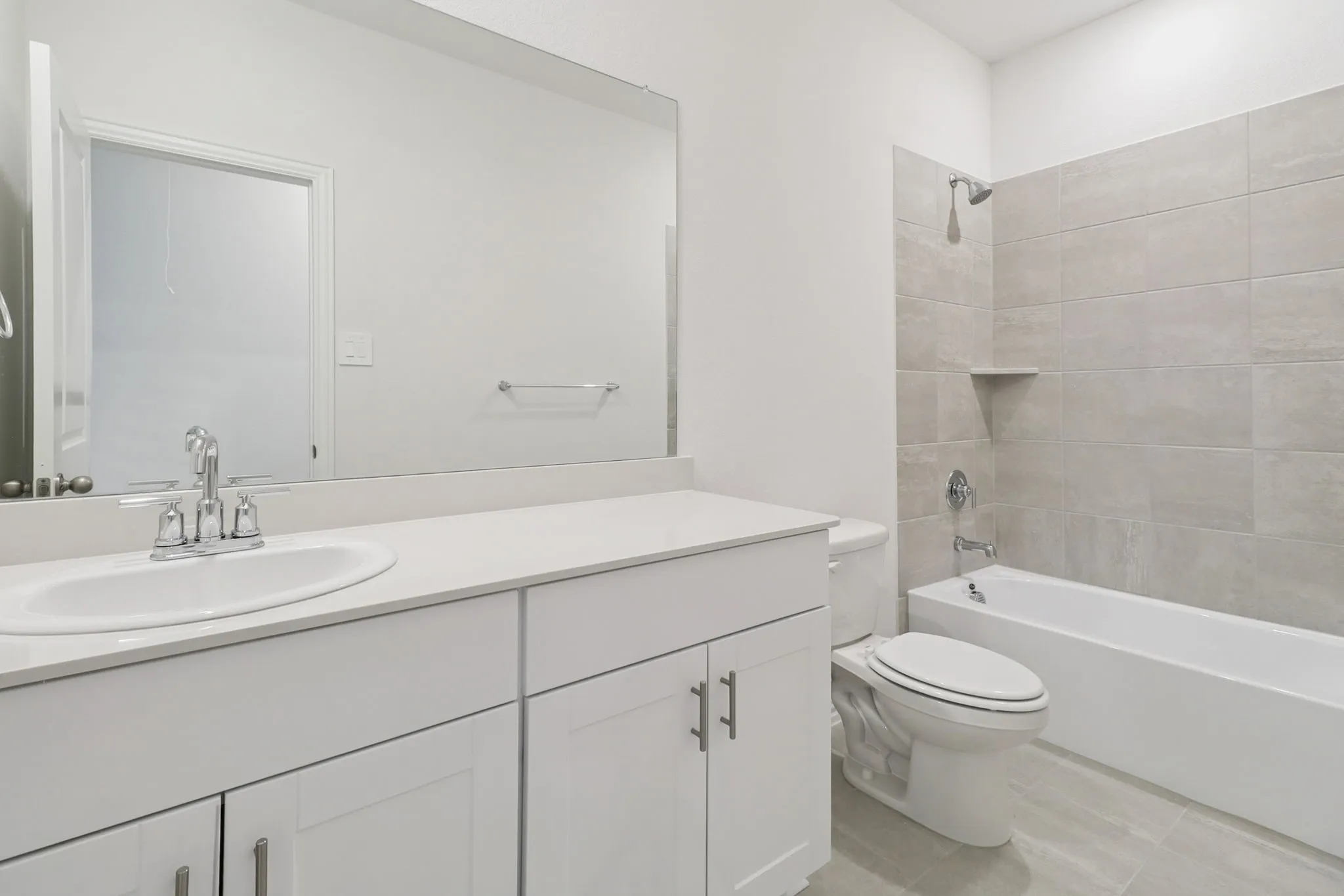 Photo is not of the actual home, but is an inspirational photo of builder’s model home and may depict options, furnishings, and/or decorator features that are not included.