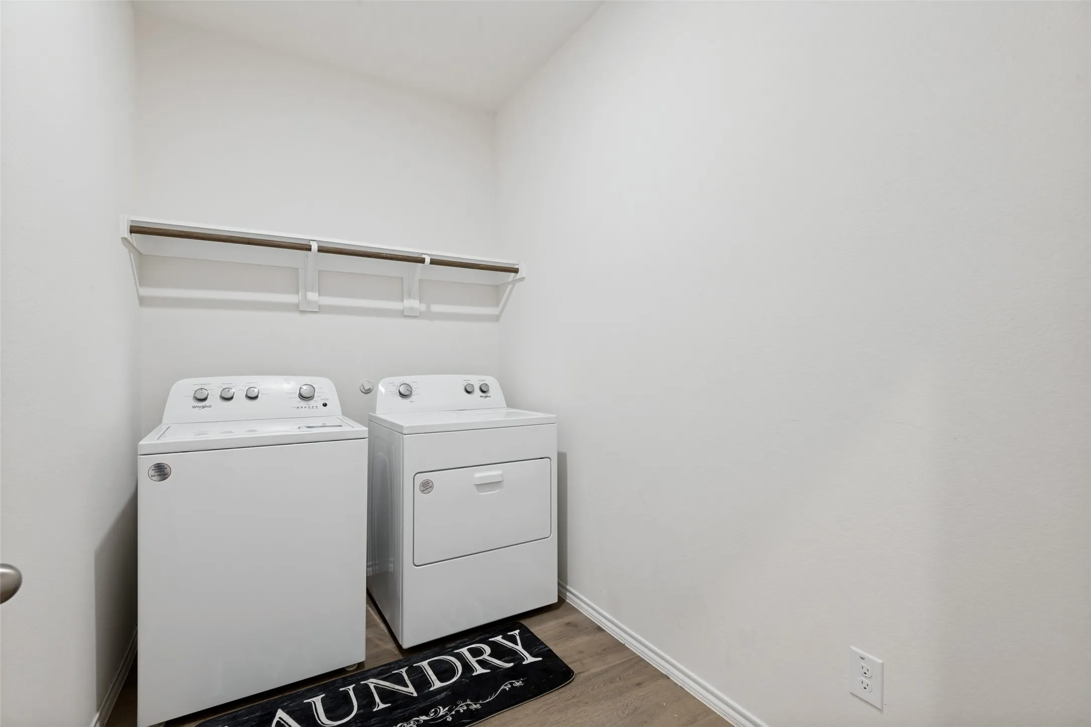 Single Family Residence For Sale in Kaufman County , 2303 Peregrine Way, Crandall, Texas 75114, 4 Bedroom, 2 Bathroom, 2 Garage spaces, 2,242 Sqft, built in 2024, mls#21355905, Real Estate Agent in Crandall, Homes For Sale in Kaufman county, Homes For Sale in Crandall, Realtor in Crandall Texas, Real Estate Brokerage Independent Realty Texas, Luminita Cordes Realtor