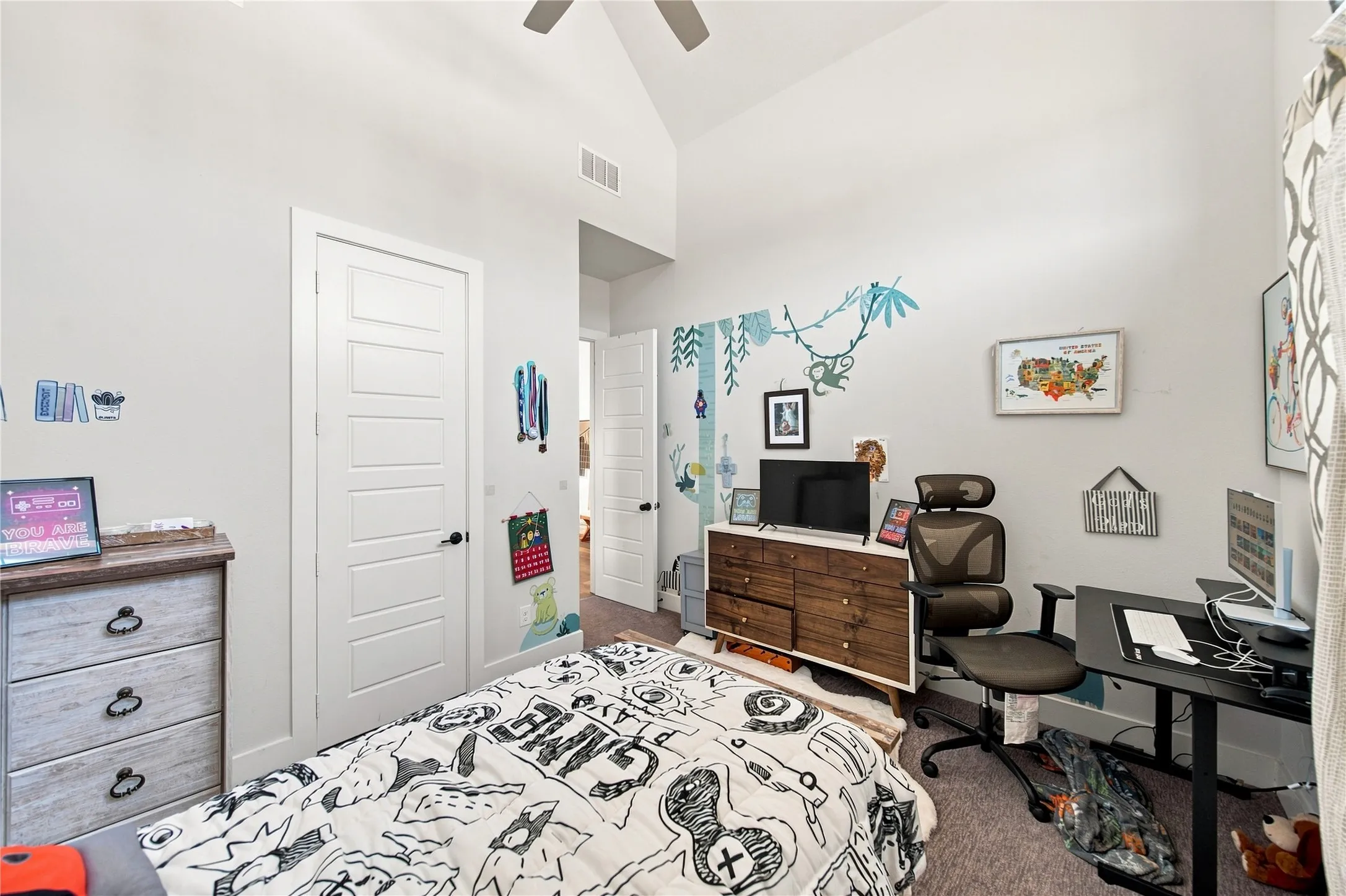 Single Family Residence For Sale in Collin County , 903 Leola Lane, Allen, Texas 75013, 4 Bedroom, 4 Bathroom, 2 Garage spaces, 3,888 Sqft, built in 2020, mls#21357327, Real Estate Agent in Allen, Homes For Sale in Collin county, Homes For Sale in Allen, Realtor in Allen Texas, Real Estate Brokerage Independent Realty Texas, Luminita Cordes Realtor