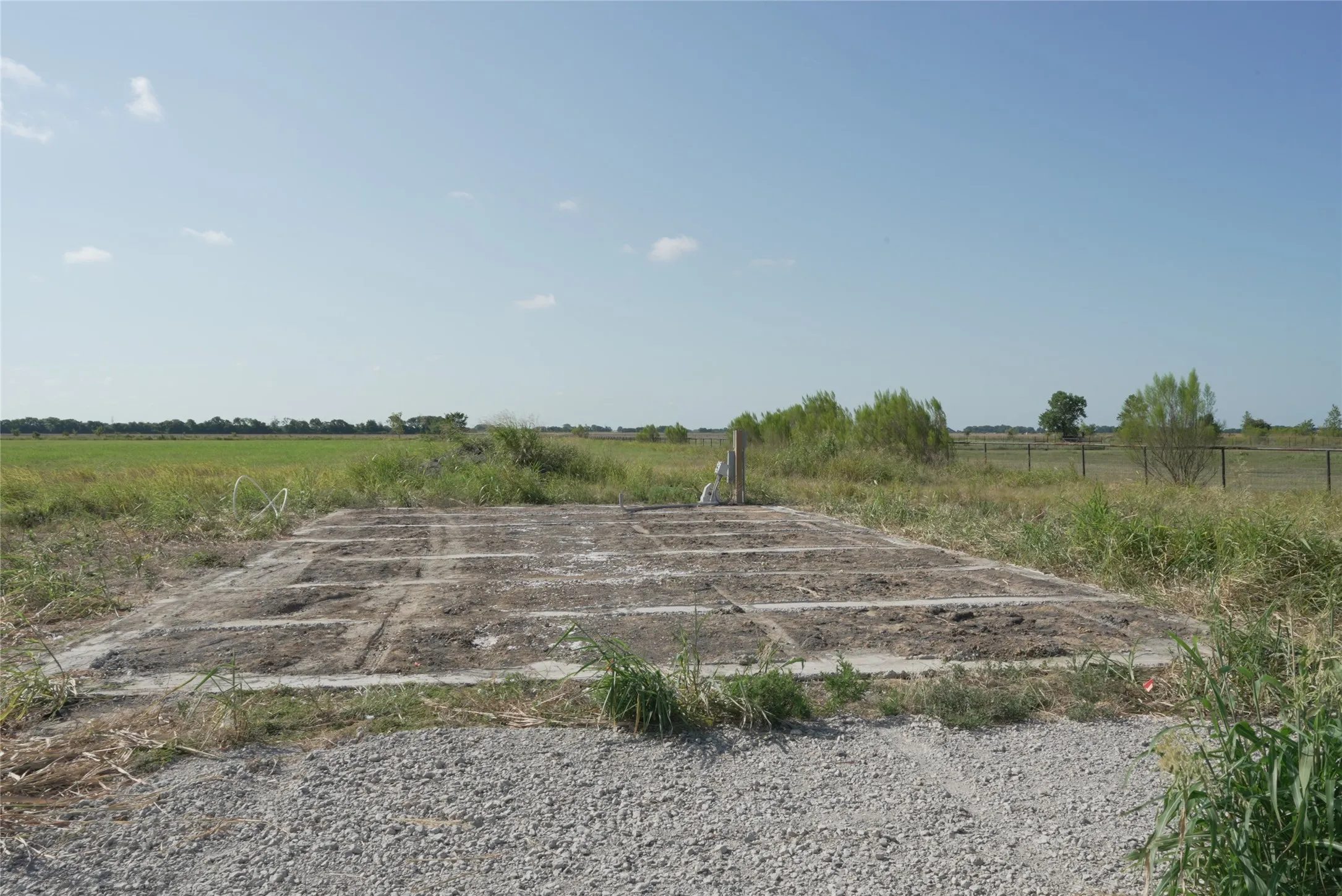 Unimproved Land For Sale in Ellis County , 1989 Hunsucker Road, Ferris, Texas 75152, 0, 0, Garage spaces, 0 Sqft, built in 0, Price $365,000, mls#21358726, Real Estate Agent in Ferris, Homes For Sale in Ellis county, Homes For Sale in Ferris, Realtor in Ferris Texas, Real Estate Brokerage Independent Realty Texas, Luminita Cordes Realtor