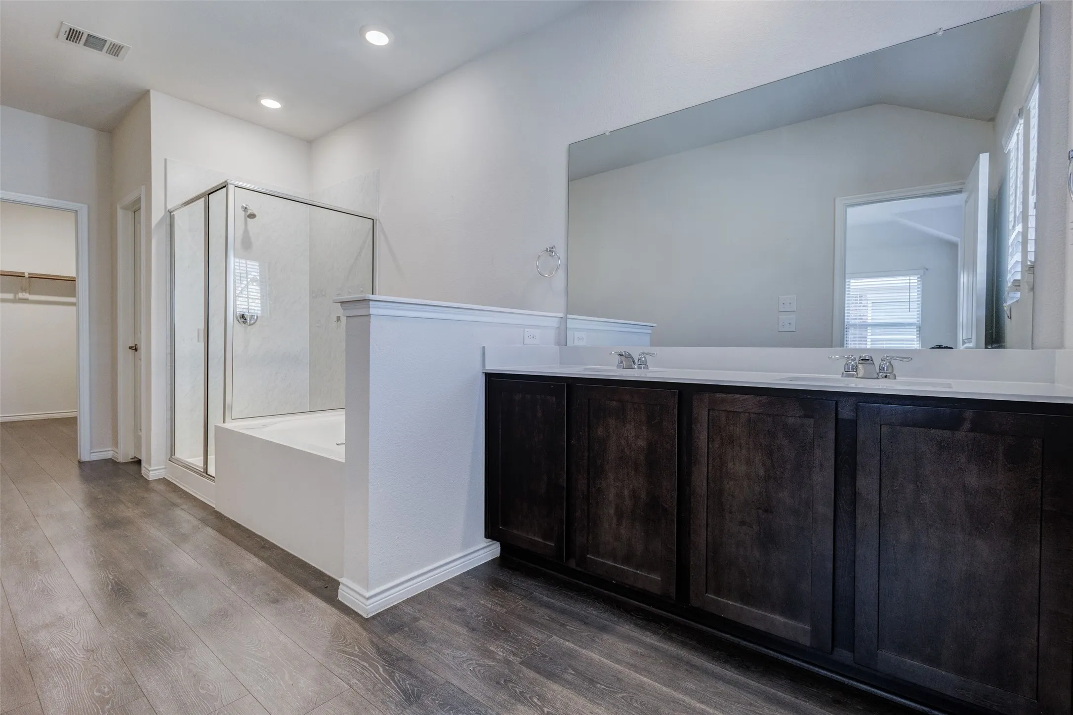 Townhouse For Sale in Dallas County , 2244 Lasso Court, Mesquite, Texas 75149, 3 Bedroom, 3 Bathroom, 2 Garage spaces, 1,815 Sqft, built in 2021, mls#21356512, Real Estate Agent in Mesquite, Homes For Sale in Dallas county, Homes For Sale in Mesquite, Realtor in Mesquite Texas, Real Estate Brokerage Independent Realty Texas, Luminita Cordes Realtor