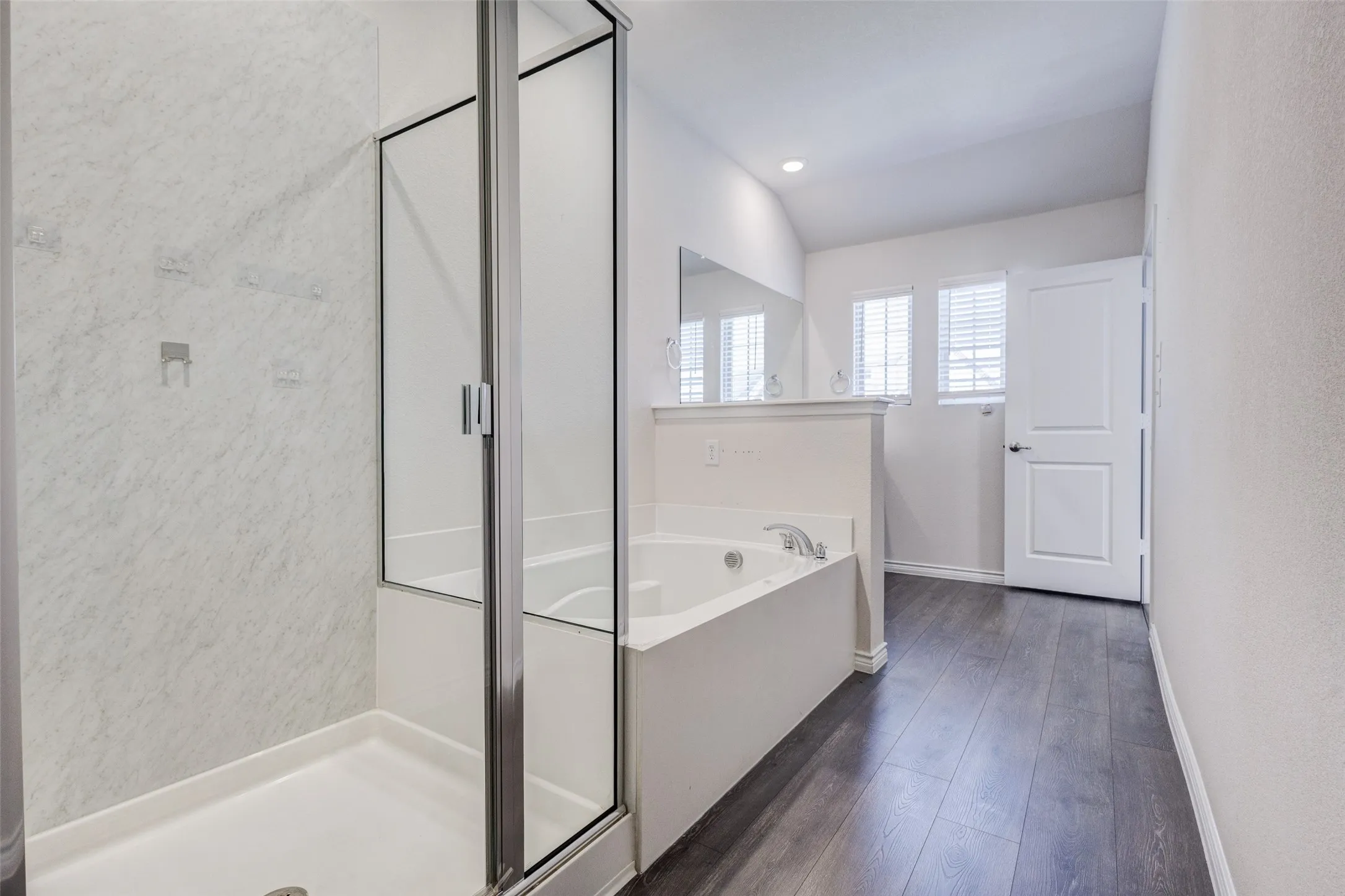 Townhouse For Sale in Dallas County , 2244 Lasso Court, Mesquite, Texas 75149, 3 Bedroom, 3 Bathroom, 2 Garage spaces, 1,815 Sqft, built in 2021, mls#21356512, Real Estate Agent in Mesquite, Homes For Sale in Dallas county, Homes For Sale in Mesquite, Realtor in Mesquite Texas, Real Estate Brokerage Independent Realty Texas, Luminita Cordes Realtor