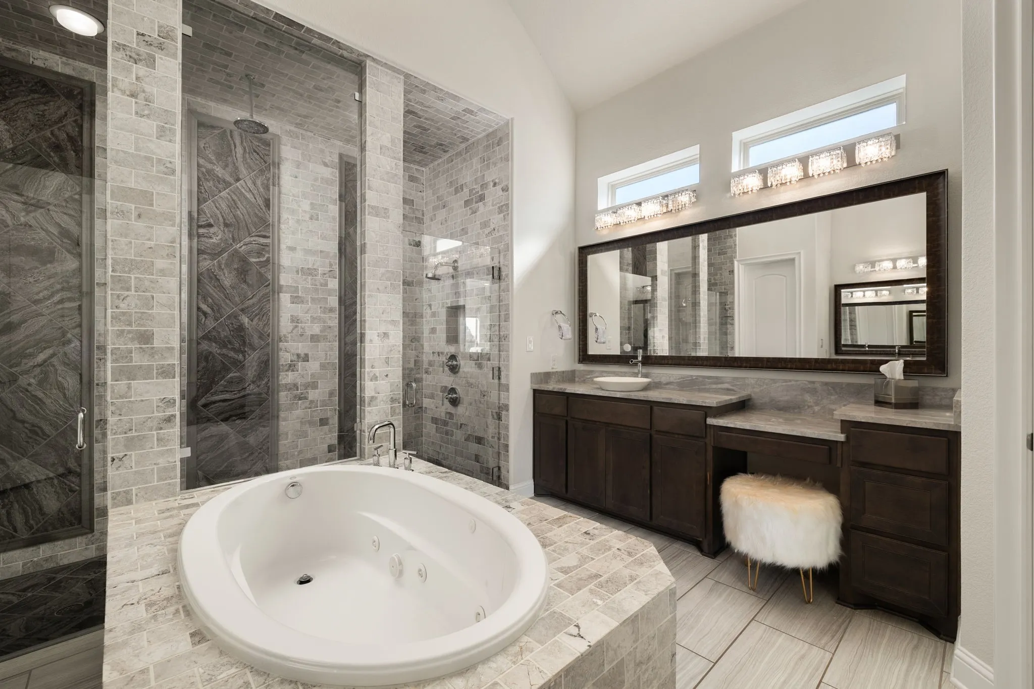 Single Family Residence For Sale in Denton County , 1043 Running Bay, Frisco, Texas 75036, 4 Bedroom, 5 Bathroom, 3 Garage spaces, 4,598 Sqft, built in 2015, mls#21358747, Real Estate Agent in Frisco, Homes For Sale in Denton county, Homes For Sale in Frisco, Realtor in Frisco Texas, Real Estate Brokerage Independent Realty Texas, Luminita Cordes Realtor