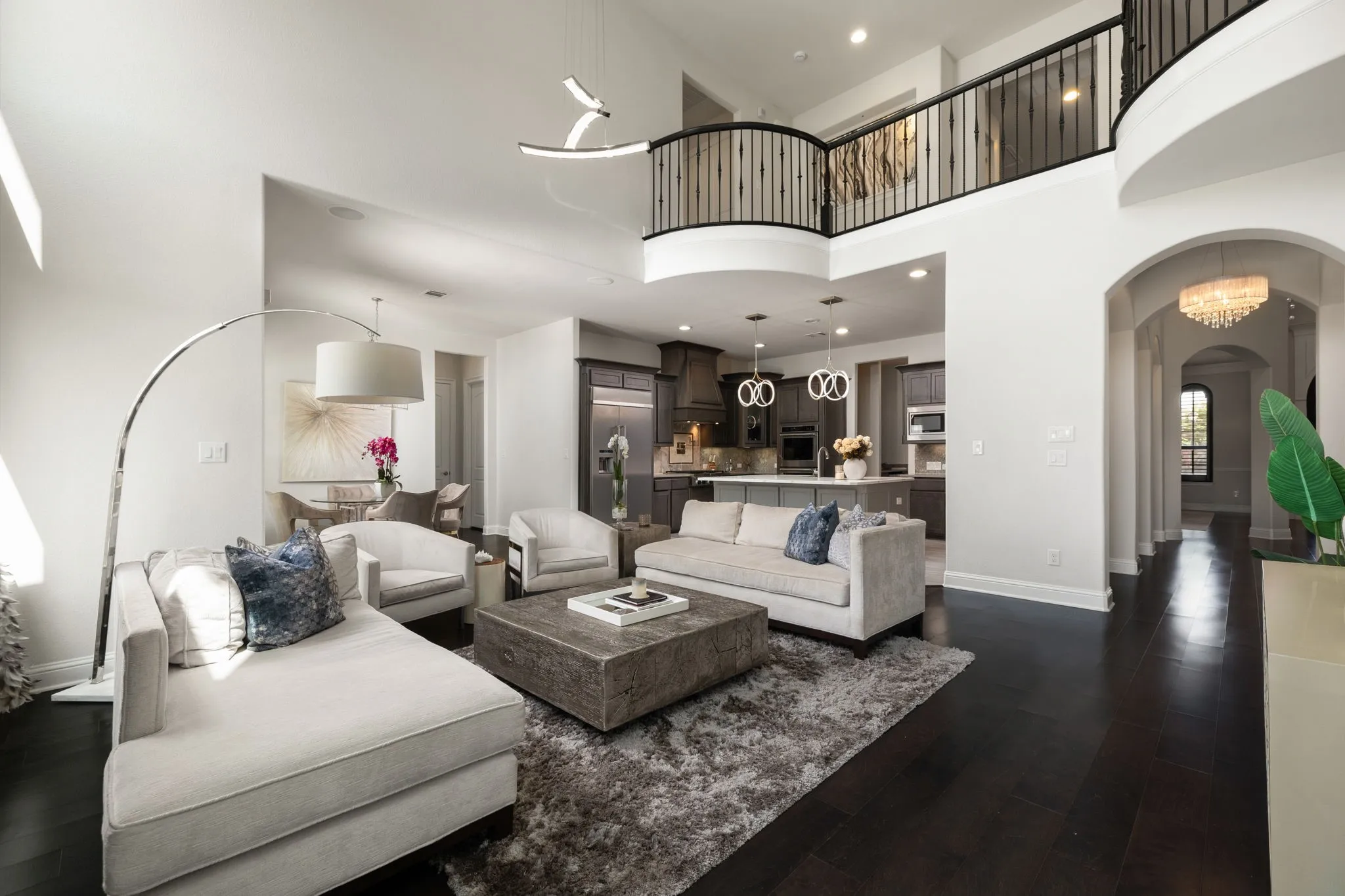 Single Family Residence For Sale in Denton County , 1043 Running Bay, Frisco, Texas 75036, 4 Bedroom, 5 Bathroom, 3 Garage spaces, 4,598 Sqft, built in 2015, mls#21358747, Real Estate Agent in Frisco, Homes For Sale in Denton county, Homes For Sale in Frisco, Realtor in Frisco Texas, Real Estate Brokerage Independent Realty Texas, Luminita Cordes Realtor