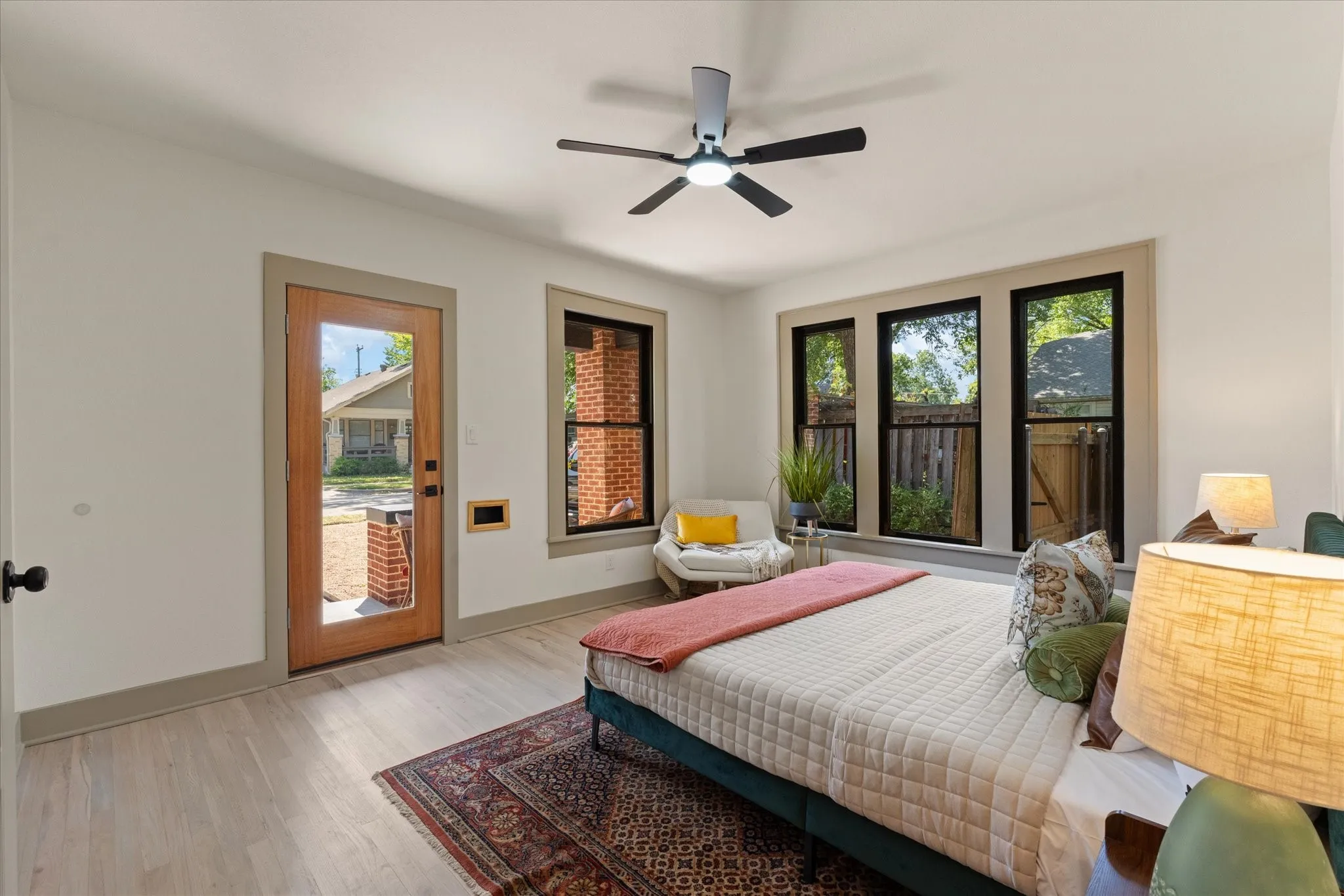 Single Family Residence For Sale in Tarrant County , 1718 S Adams Street, Fort Worth, Texas 76110, 5 Bedroom, 3 Bathroom, Garage spaces, 2,864 Sqft, built in 1921, mls#21356896, Real Estate Agent in Fort Worth, Homes For Sale in Tarrant county, Homes For Sale in Fort Worth, Realtor in Fort Worth Texas, Real Estate Brokerage Independent Realty Texas, Luminita Cordes Realtor