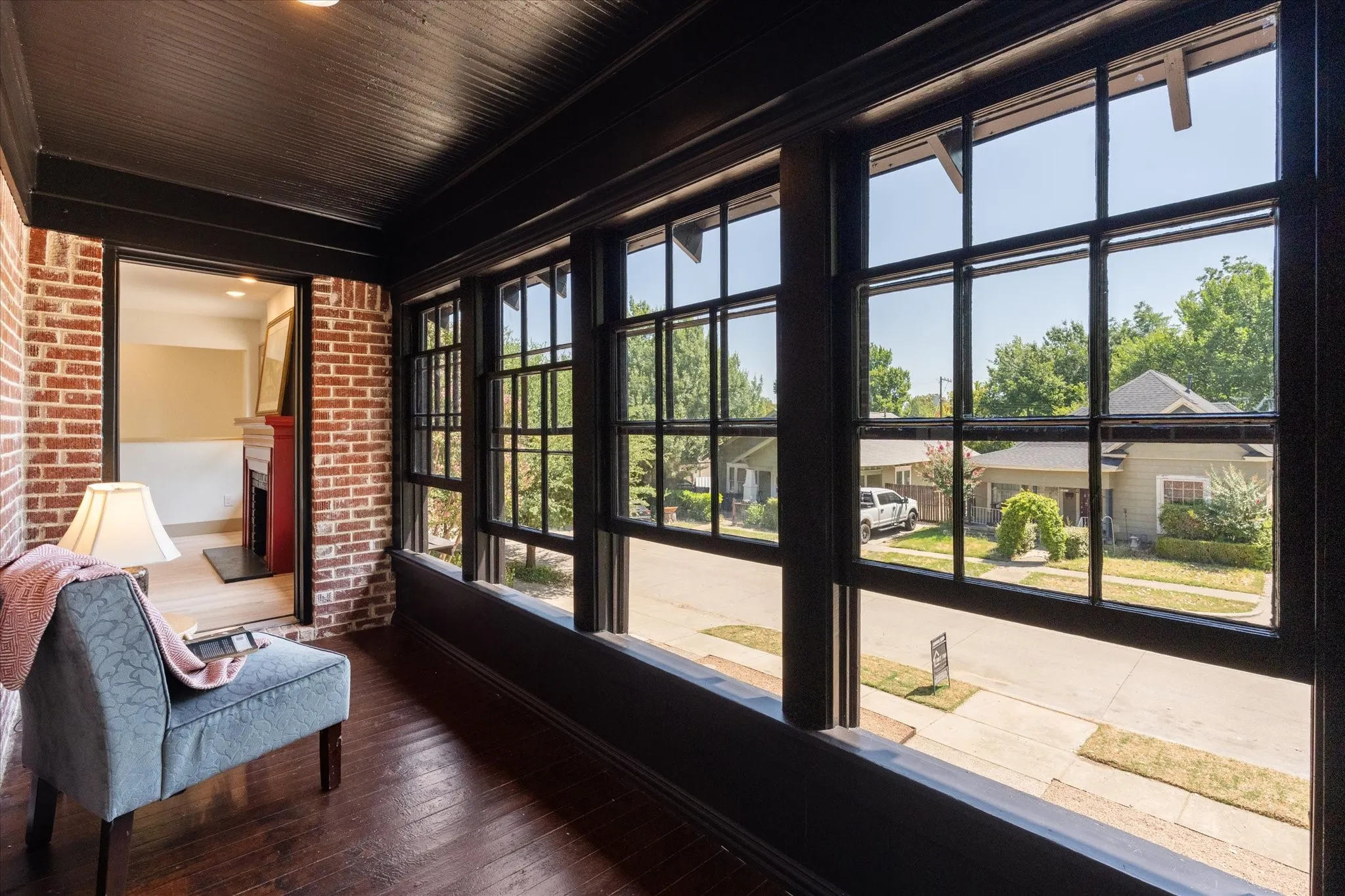 Single Family Residence For Sale in Tarrant County , 1718 S Adams Street, Fort Worth, Texas 76110, 5 Bedroom, 3 Bathroom, Garage spaces, 2,864 Sqft, built in 1921, mls#21356896, Real Estate Agent in Fort Worth, Homes For Sale in Tarrant county, Homes For Sale in Fort Worth, Realtor in Fort Worth Texas, Real Estate Brokerage Independent Realty Texas, Luminita Cordes Realtor