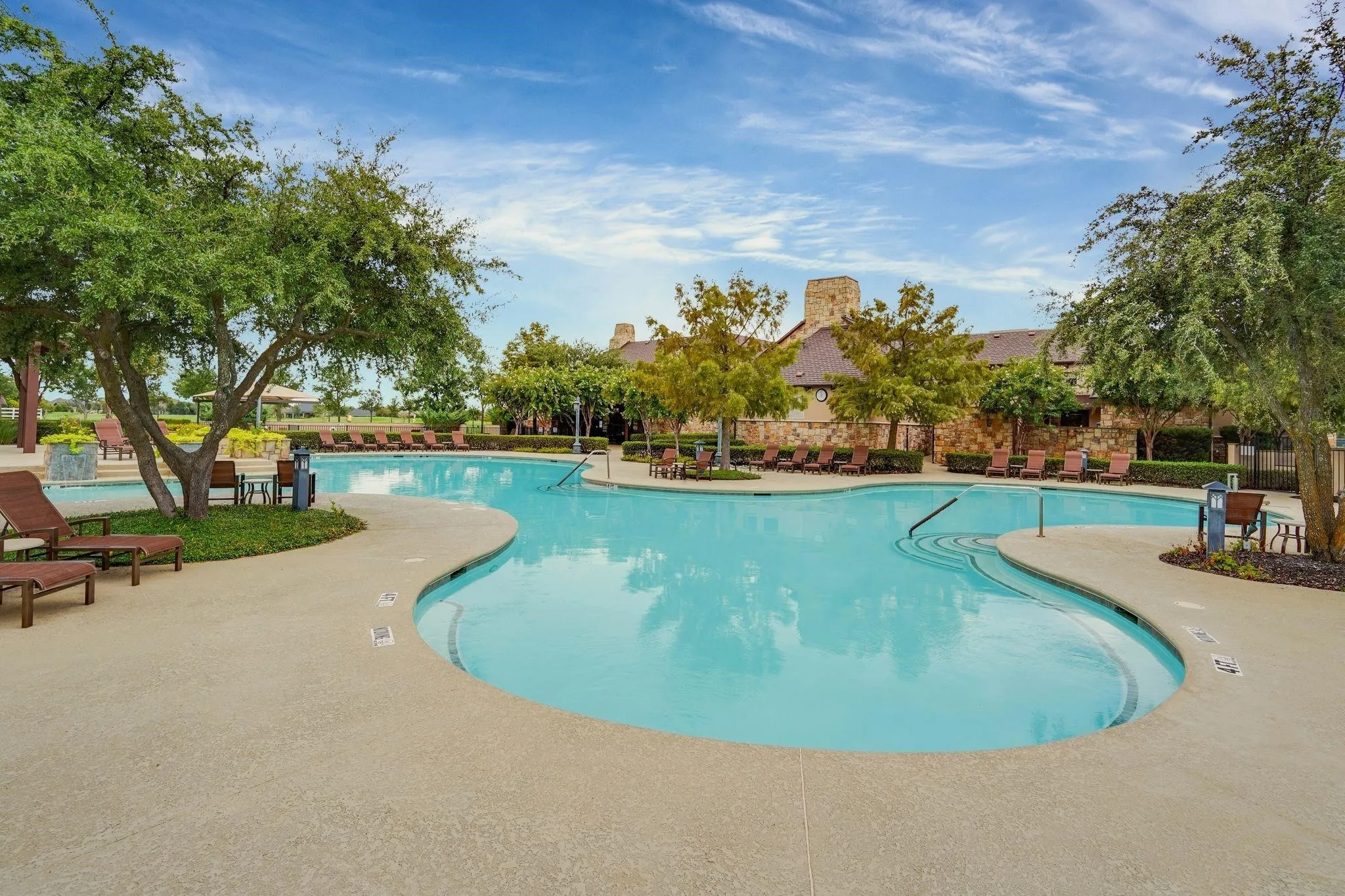 Single Family Residence For Sale in Denton County , 9905 Teakwood Avenue, Denton, Texas 76207, 2 Bedroom, 3 Bathroom, 3 Garage spaces, 1,819 Sqft, built in 2015, mls#21354099, Real Estate Agent in Denton, Homes For Sale in Denton county, Homes For Sale in Denton, Realtor in Denton Texas, Real Estate Brokerage Independent Realty Texas, Luminita Cordes Realtor