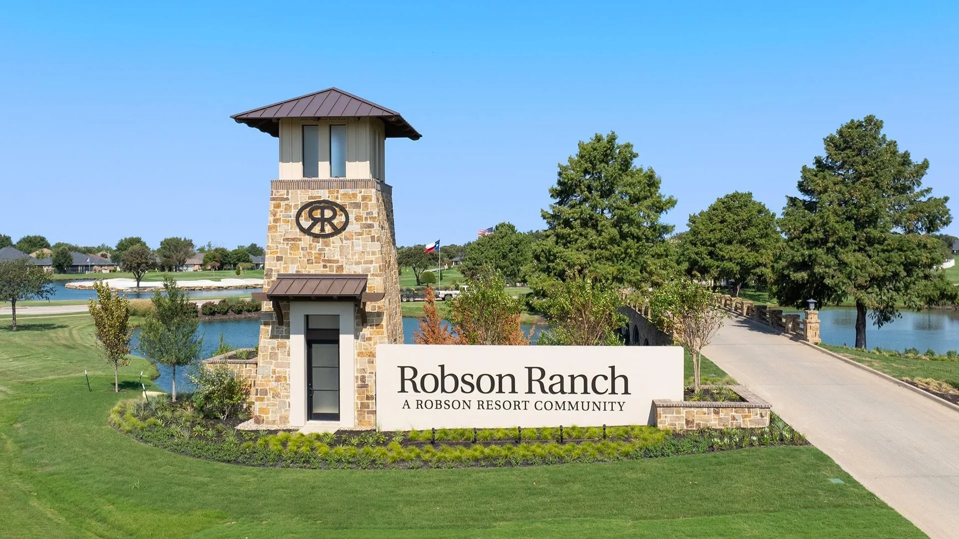Single Family Residence For Sale in Denton County , 9905 Teakwood Avenue, Denton, Texas 76207, 2 Bedroom, 3 Bathroom, 3 Garage spaces, 1,819 Sqft, built in 2015, mls#21354099, Real Estate Agent in Denton, Homes For Sale in Denton county, Homes For Sale in Denton, Realtor in Denton Texas, Real Estate Brokerage Independent Realty Texas, Luminita Cordes Realtor