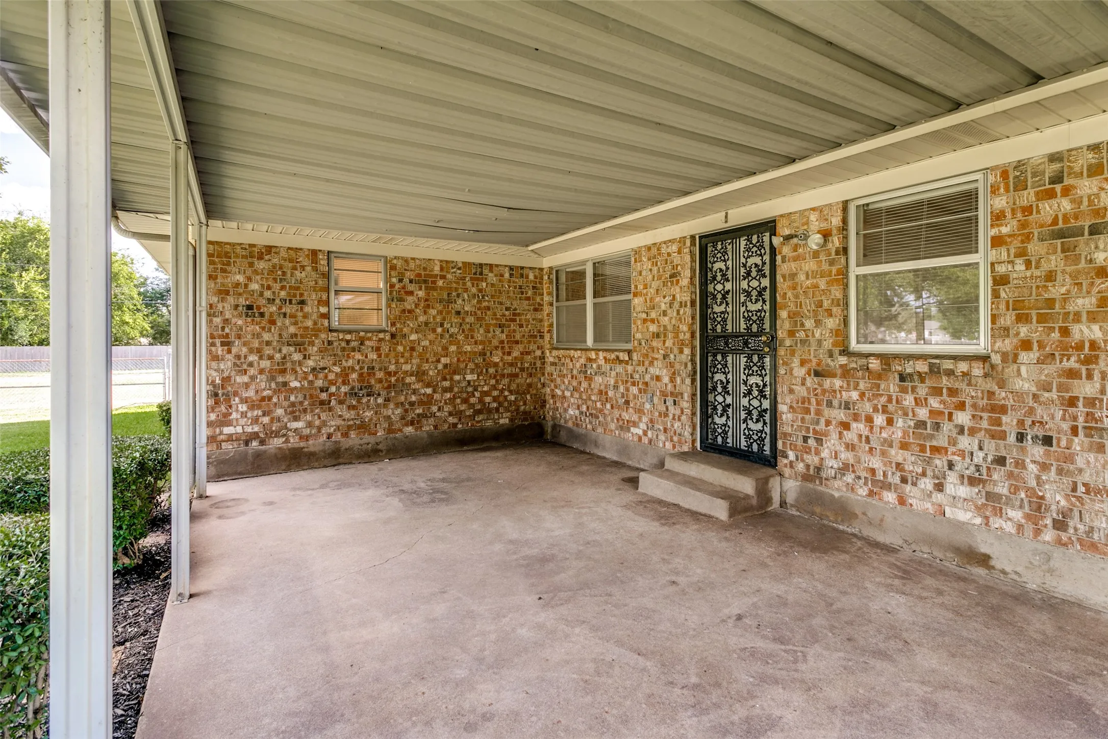 Spacious covered back porch