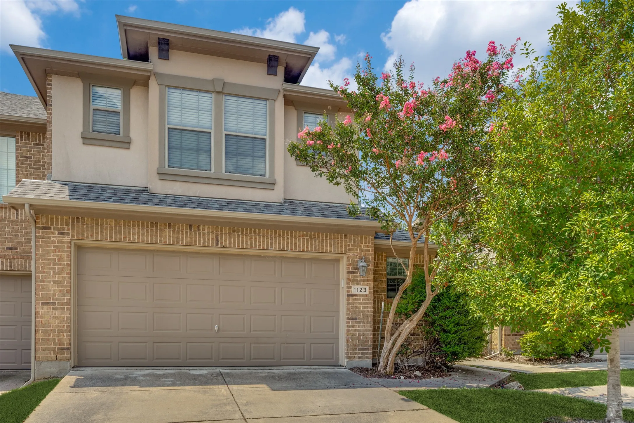 Townhouse For Rent in Collin County , 1123 Sophia Street, Allen, Texas 75013, 3 Bedroom, 3 Bathroom, 2 Garage spaces, 1,768 Sqft, built in 2008, mls#21354758, Real Estate Agent in Allen, Homes For Rent in Collin county, Homes For Rent in Allen, Realtor in Allen Texas, Real Estate Brokerage Independent Realty Texas, Luminita Cordes Realtor