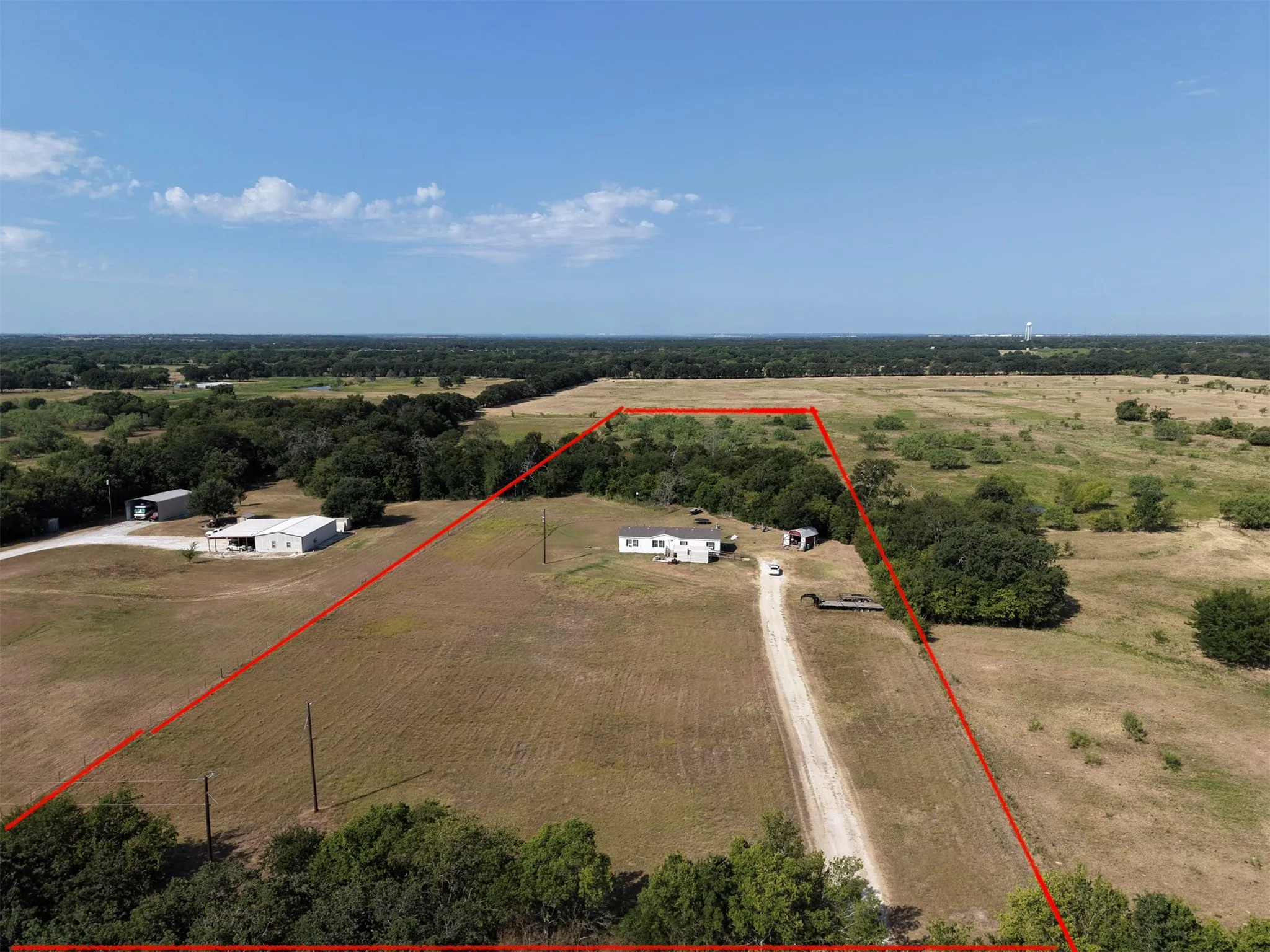 Mobile Home For Sale in Mc Lennan County , 676 Homer Young, Axtell, Texas 76624, 3 Bedroom, 2 Bathroom, Garage spaces, 1,736 Sqft, built in 2001, mls#21358756, Real Estate Agent in Axtell, Homes For Sale in Mc Lennan county, Homes For Sale in Axtell, Realtor in Axtell Texas, Real Estate Brokerage Independent Realty Texas, Luminita Cordes Realtor