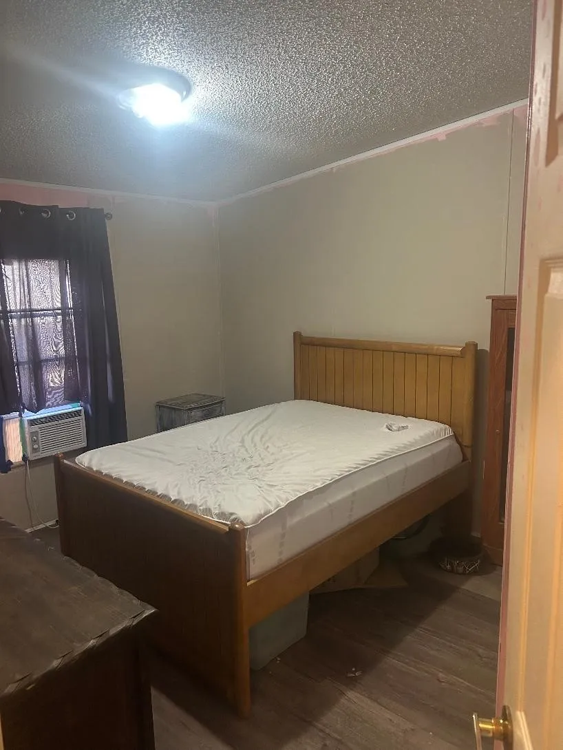 Mobile Home For Sale in Mc Lennan County , 676 Homer Young, Axtell, Texas 76624, 3 Bedroom, 2 Bathroom, Garage spaces, 1,736 Sqft, built in 2001, mls#21358756, Real Estate Agent in Axtell, Homes For Sale in Mc Lennan county, Homes For Sale in Axtell, Realtor in Axtell Texas, Real Estate Brokerage Independent Realty Texas, Luminita Cordes Realtor