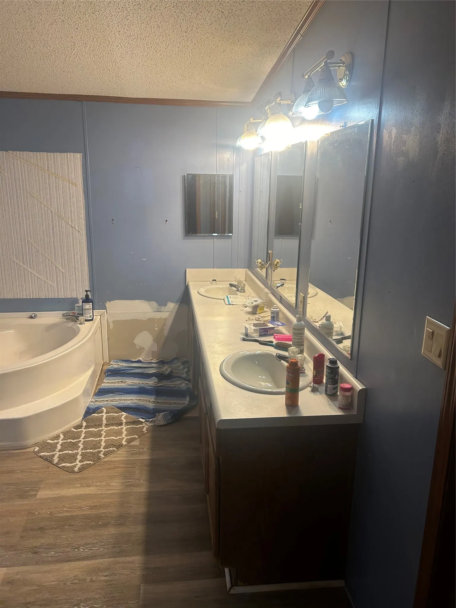 Mobile Home For Sale in Mc Lennan County , 676 Homer Young, Axtell, Texas 76624, 3 Bedroom, 2 Bathroom, Garage spaces, 1,736 Sqft, built in 2001, mls#21358756, Real Estate Agent in Axtell, Homes For Sale in Mc Lennan county, Homes For Sale in Axtell, Realtor in Axtell Texas, Real Estate Brokerage Independent Realty Texas, Luminita Cordes Realtor