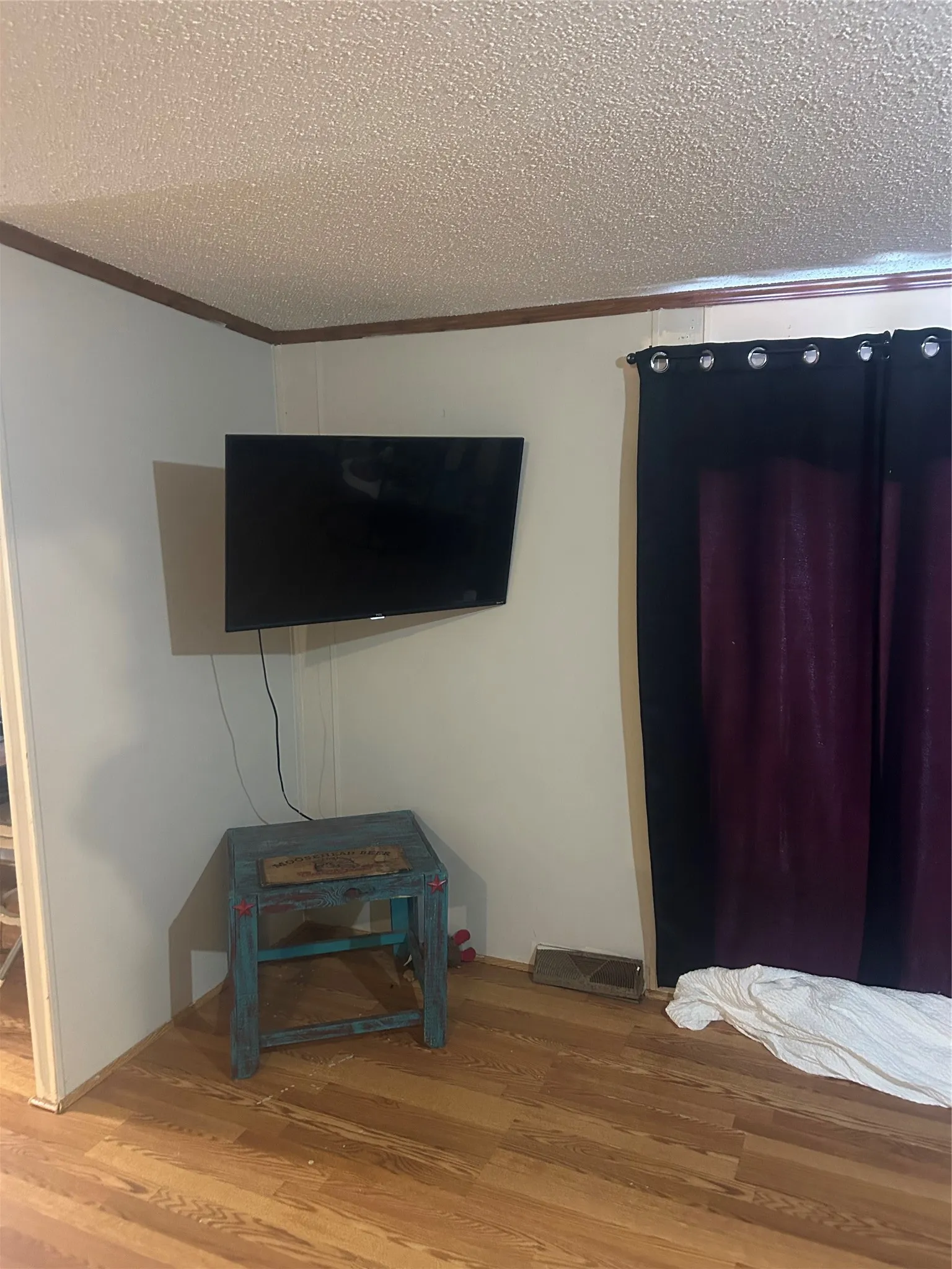 Mobile Home For Sale in Mc Lennan County , 676 Homer Young, Axtell, Texas 76624, 3 Bedroom, 2 Bathroom, Garage spaces, 1,736 Sqft, built in 2001, mls#21358756, Real Estate Agent in Axtell, Homes For Sale in Mc Lennan county, Homes For Sale in Axtell, Realtor in Axtell Texas, Real Estate Brokerage Independent Realty Texas, Luminita Cordes Realtor