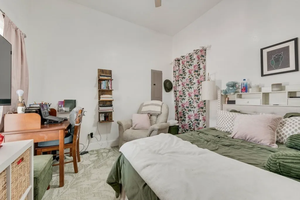 Single Family Residence For Sale in Van Zandt County , 247 Private Road 7413 Road, Wills Point, Texas 75169, 5 Bedroom, 4 Bathroom, Garage spaces, 2,568 Sqft, built in 2023, mls#21355589, Real Estate Agent in Wills Point, Homes For Sale in Van Zandt county, Homes For Sale in Wills Point, Realtor in Wills Point Texas, Real Estate Brokerage Independent Realty Texas, Luminita Cordes Realtor