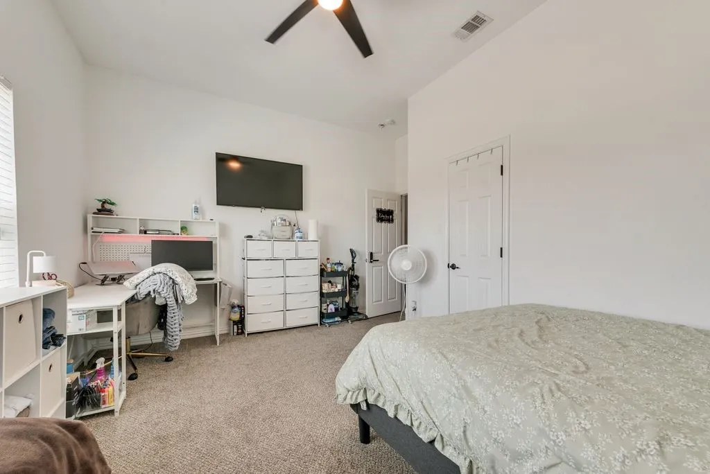 Single Family Residence For Sale in Van Zandt County , 247 Private Road 7413 Road, Wills Point, Texas 75169, 5 Bedroom, 4 Bathroom, Garage spaces, 2,568 Sqft, built in 2023, mls#21355589, Real Estate Agent in Wills Point, Homes For Sale in Van Zandt county, Homes For Sale in Wills Point, Realtor in Wills Point Texas, Real Estate Brokerage Independent Realty Texas, Luminita Cordes Realtor