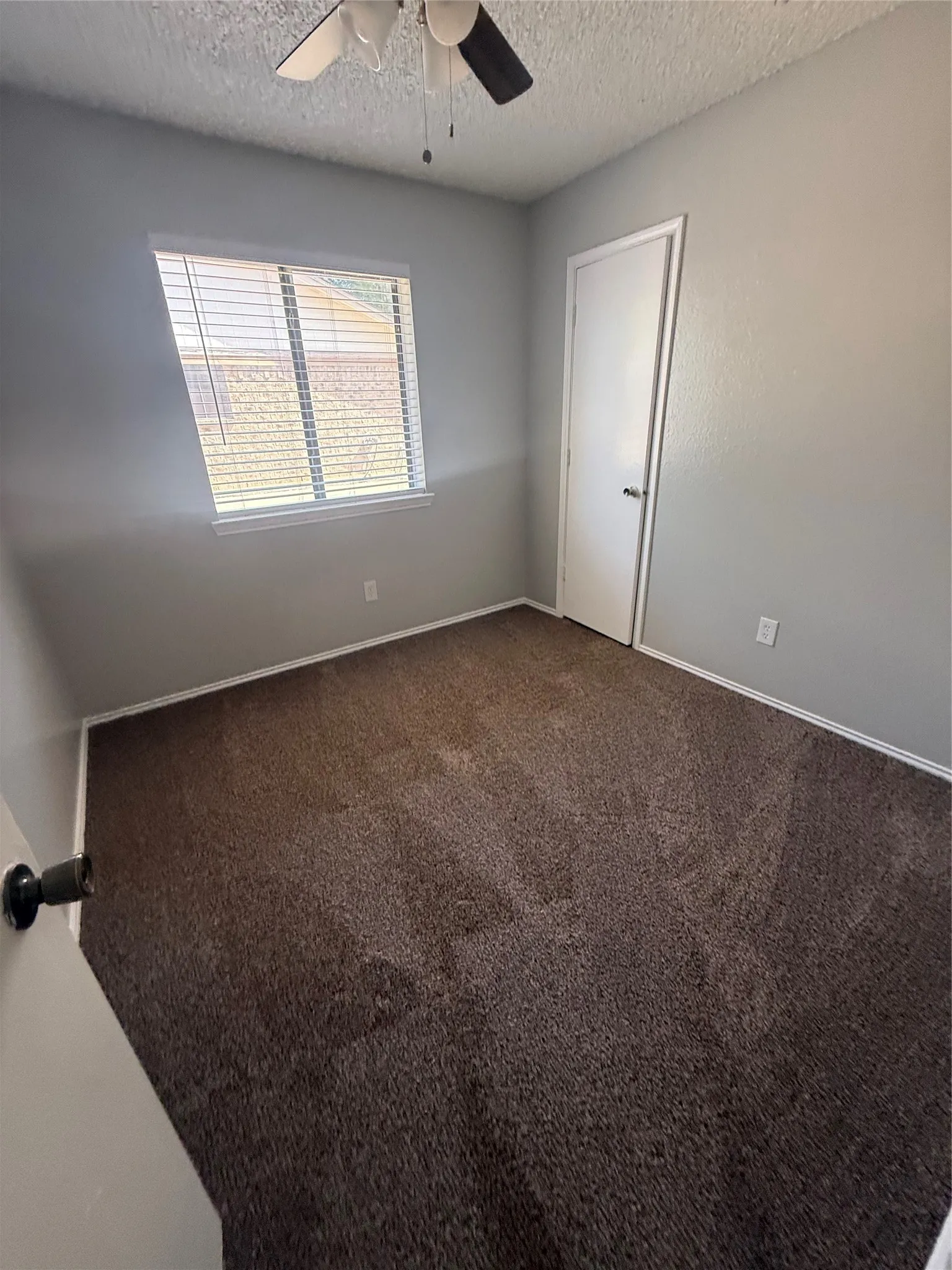 Duplex For Rent in Tarrant County , 763 Little Creek Drive, Euless, Texas 76039, 3 Bedroom, 2 Bathroom, Garage spaces, 1,064 Sqft, built in 1982, Price $1,850, mls#21358715, Real Estate Agent in Euless, Homes For Rent in Tarrant county, Homes For Rent in Euless, Realtor in Euless Texas, Real Estate Brokerage Independent Realty Texas, Luminita Cordes Realtor