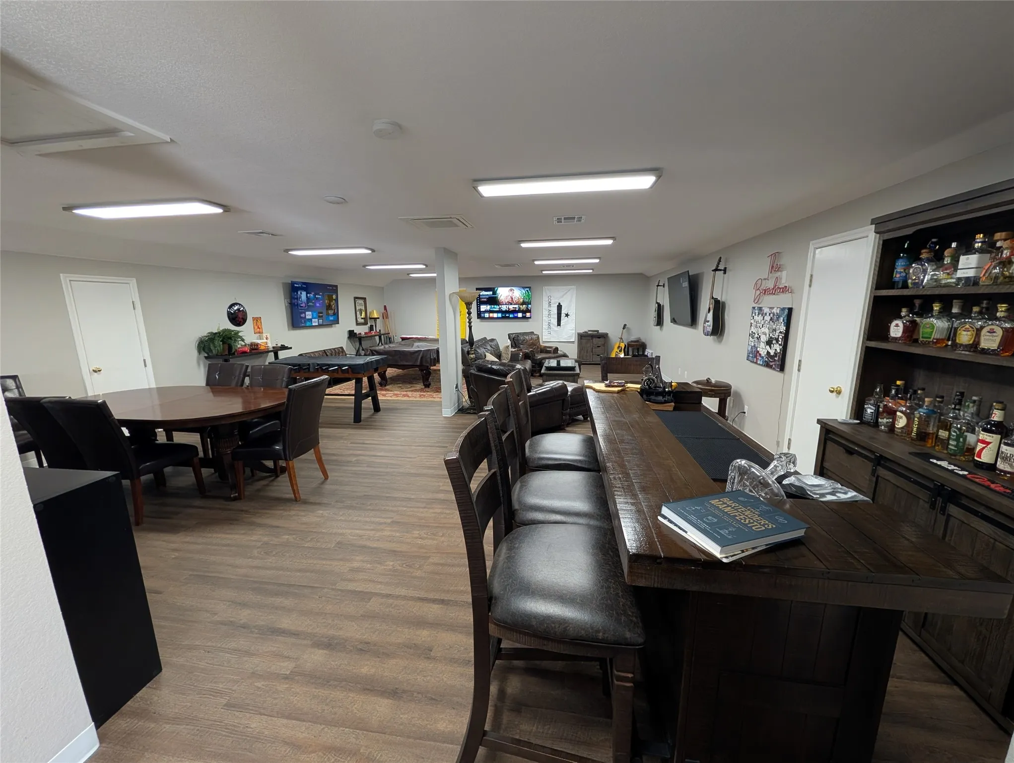 Office For Sale in Mc Lennan County , 3640 W Waco Drive, Waco, Texas 76710, 0, 0, Garage spaces, 0 Sqft, built in 2001, mls#21358655, Real Estate Agent in Waco, Homes For Sale in Mc Lennan county, Homes For Sale in Waco, Realtor in Waco Texas, Real Estate Brokerage Independent Realty Texas, Luminita Cordes Realtor