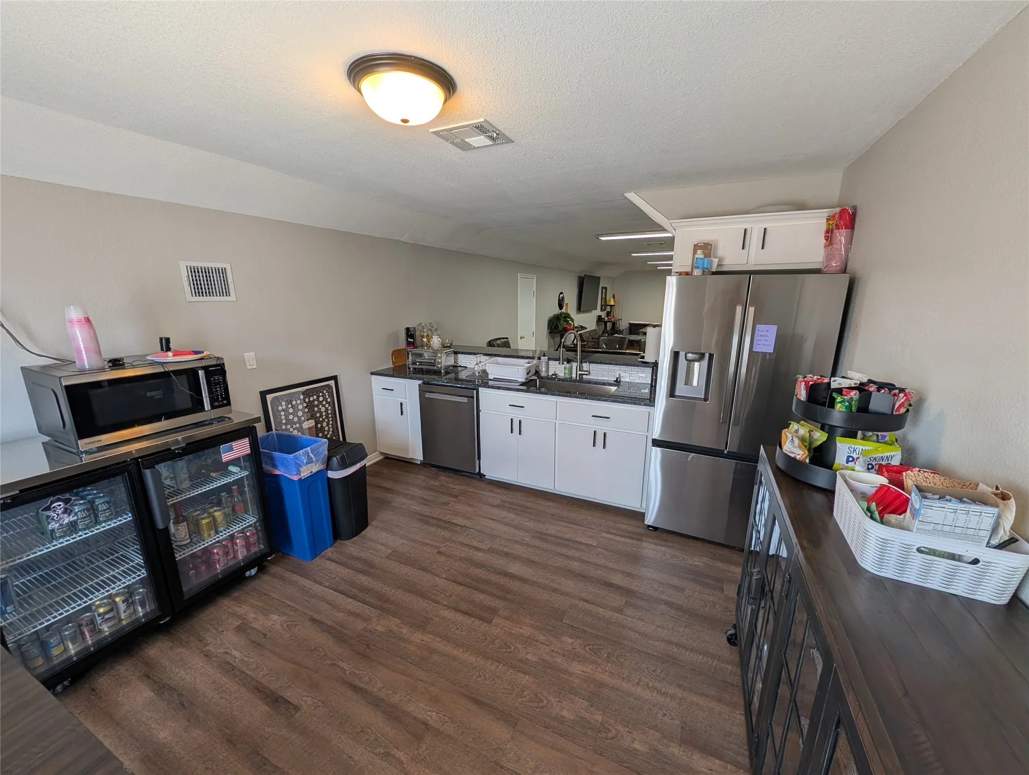 Office For Sale in Mc Lennan County , 3640 W Waco Drive, Waco, Texas 76710, 0, 0, Garage spaces, 0 Sqft, built in 2001, mls#21358655, Real Estate Agent in Waco, Homes For Sale in Mc Lennan county, Homes For Sale in Waco, Realtor in Waco Texas, Real Estate Brokerage Independent Realty Texas, Luminita Cordes Realtor
