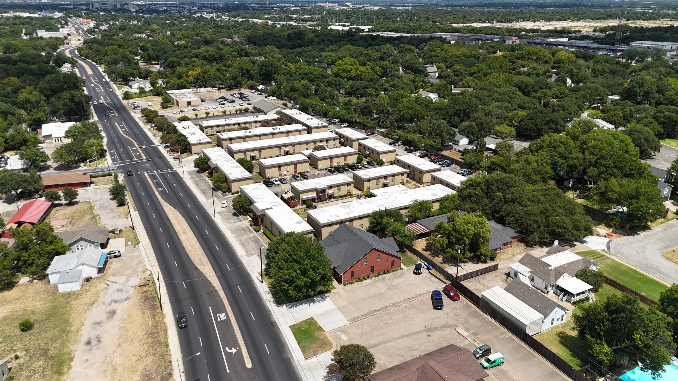 Office For Sale in Mc Lennan County , 3640 W Waco Drive, Waco, Texas 76710, 0, 0, Garage spaces, 0 Sqft, built in 2001, mls#21358655, Real Estate Agent in Waco, Homes For Sale in Mc Lennan county, Homes For Sale in Waco, Realtor in Waco Texas, Real Estate Brokerage Independent Realty Texas, Luminita Cordes Realtor