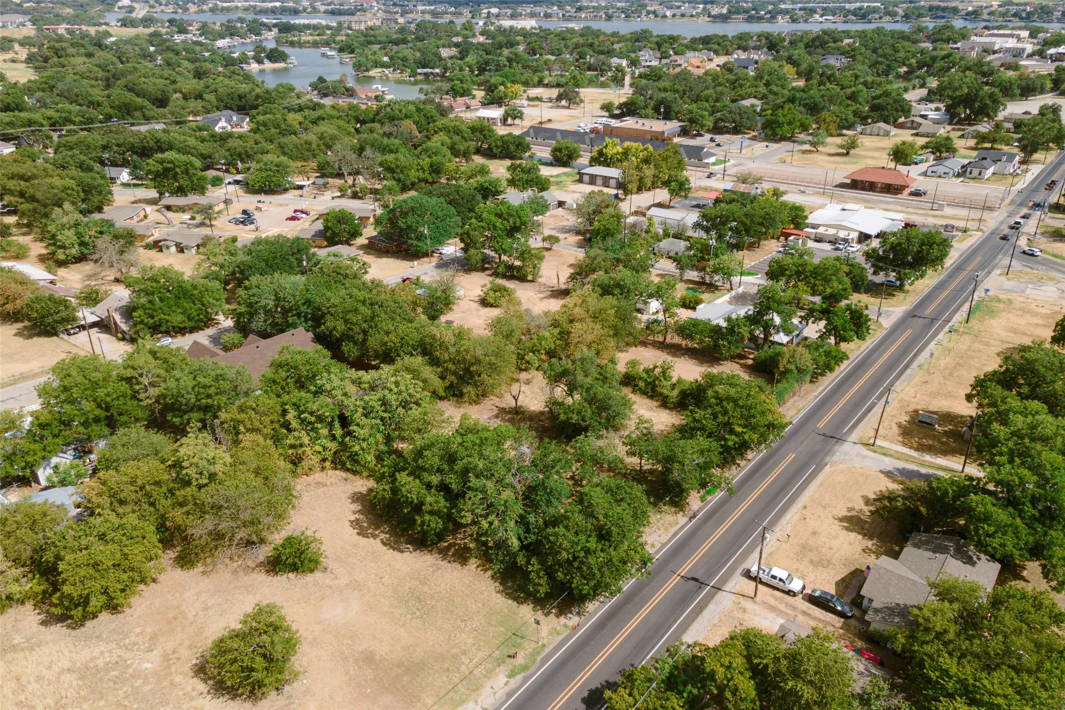 Improved Land For Sale in Hood County , 713 N Houston Street, Granbury, Texas 76048, 0, 0, Garage spaces, 0 Sqft, built in 0, mls#21358773, Real Estate Agent in Granbury, Homes For Sale in Hood county, Homes For Sale in Granbury, Realtor in Granbury Texas, Real Estate Brokerage Independent Realty Texas, Luminita Cordes Realtor
