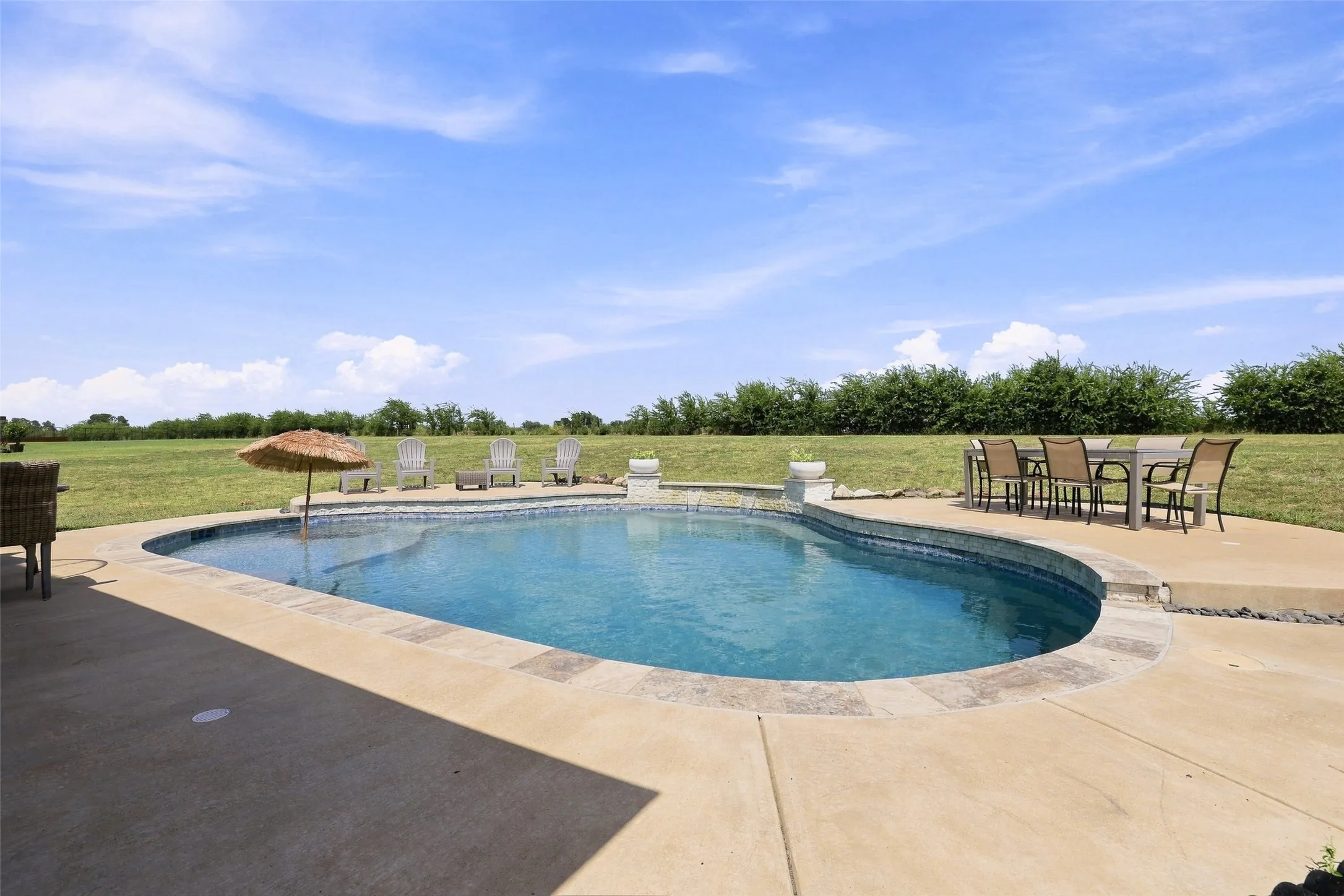 Single Family Residence For Sale in Grayson County , 1056 Hickory Lane, Howe, Texas 75459, 5 Bedroom, 3 Bathroom, 3 Garage spaces, 2,636 Sqft, built in 2021, mls#21358579, Real Estate Agent in Howe, Homes For Sale in Grayson county, Homes For Sale in Howe, Realtor in Howe Texas, Real Estate Brokerage Independent Realty Texas, Luminita Cordes Realtor