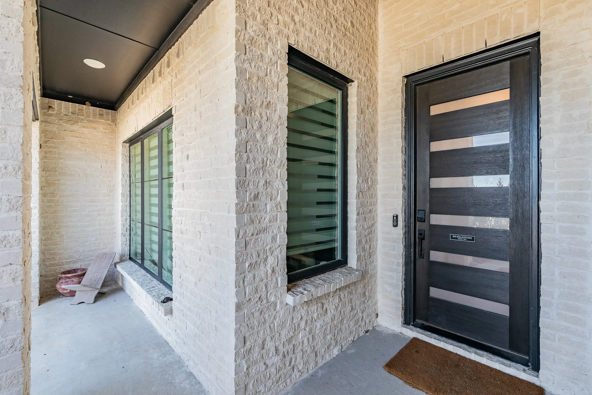 Single Family Residence For Sale in Tarrant County , 7440 Haggard Street, Fort Worth, Texas 76179, 4 Bedroom, 3 Bathroom, 3 Garage spaces, 2,884 Sqft, built in 2021, mls#21357554, Real Estate Agent in Fort Worth, Homes For Sale in Tarrant county, Homes For Sale in Fort Worth, Realtor in Fort Worth Texas, Real Estate Brokerage Independent Realty Texas, Luminita Cordes Realtor