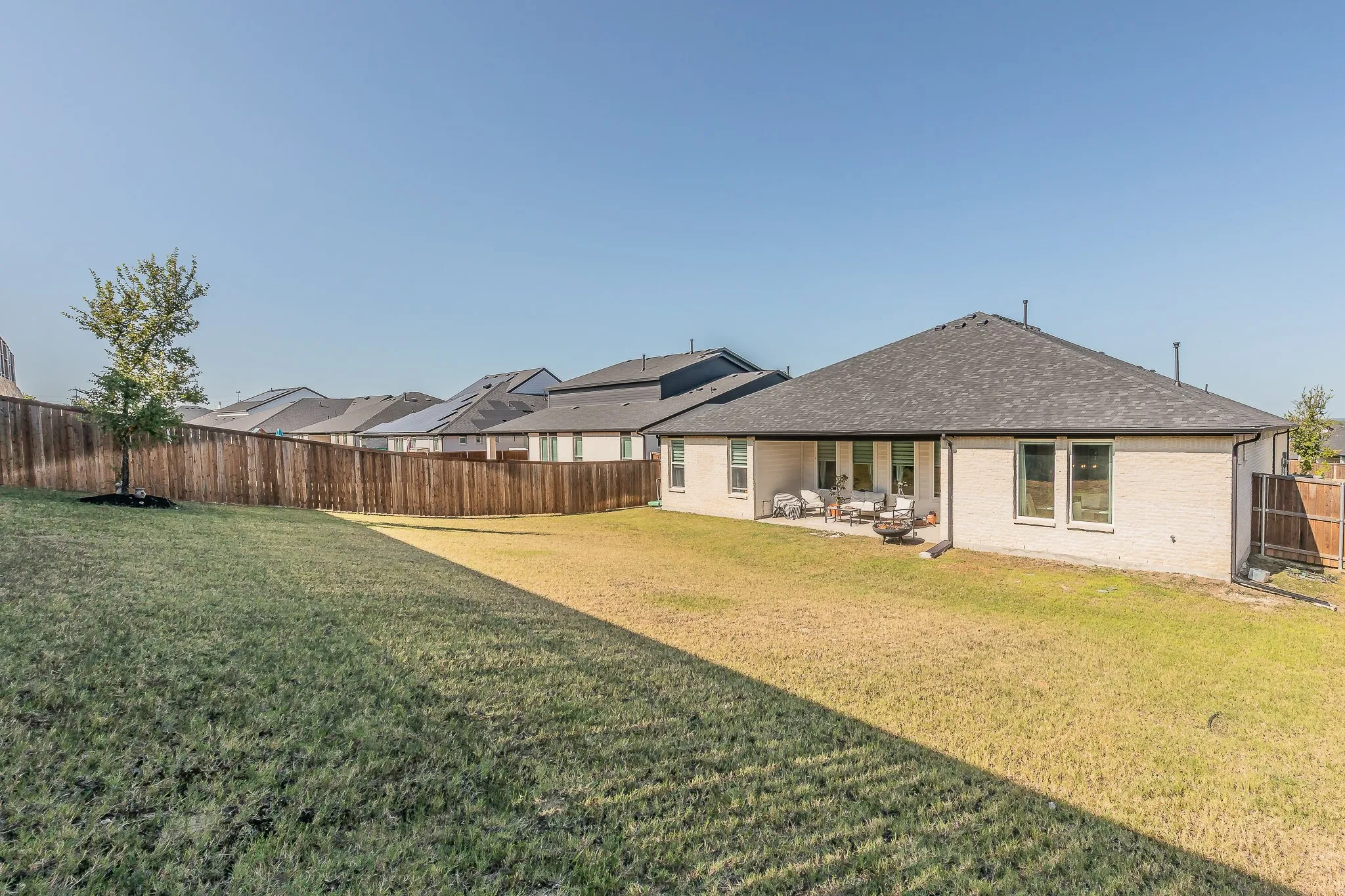 Single Family Residence For Sale in Tarrant County , 7440 Haggard Street, Fort Worth, Texas 76179, 4 Bedroom, 3 Bathroom, 3 Garage spaces, 2,884 Sqft, built in 2021, mls#21357554, Real Estate Agent in Fort Worth, Homes For Sale in Tarrant county, Homes For Sale in Fort Worth, Realtor in Fort Worth Texas, Real Estate Brokerage Independent Realty Texas, Luminita Cordes Realtor