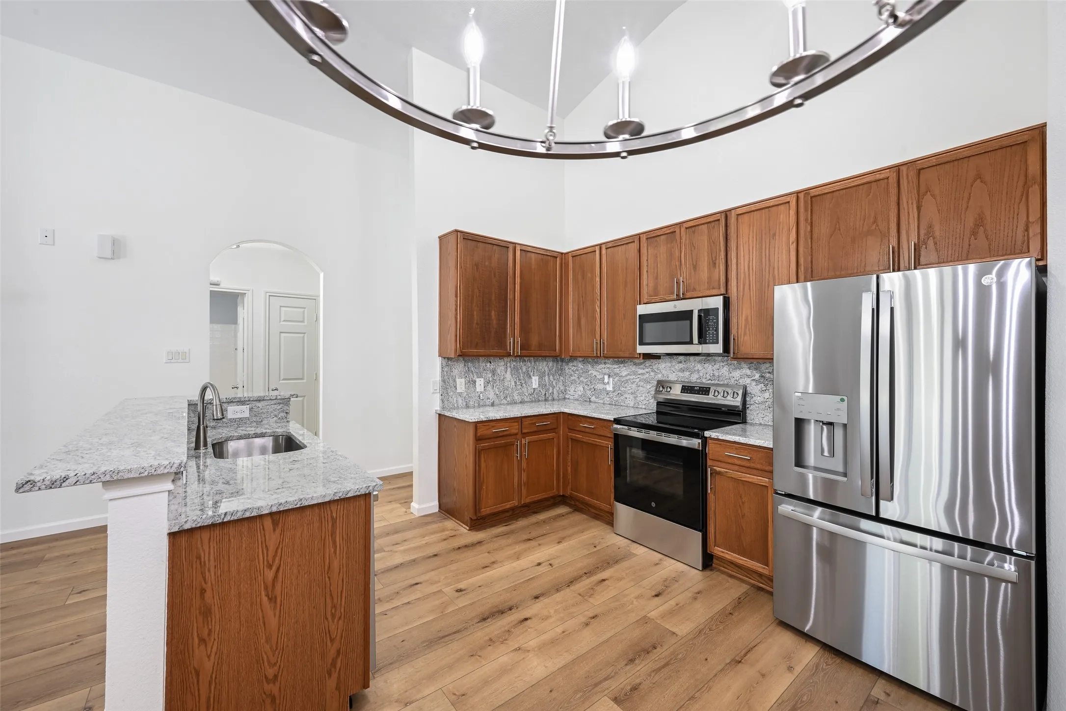Single Family Residence For Rent in Tarrant County , 5819 Midnight Lane, Grand Prairie, Texas 75052, 3 Bedroom, 2 Bathroom, 2 Garage spaces, 2,012 Sqft, built in 2006, mls#21357032, Real Estate Agent in Grand Prairie, Homes For Rent in Tarrant county, Homes For Rent in Grand Prairie, Realtor in Grand Prairie Texas, Real Estate Brokerage Independent Realty Texas, Luminita Cordes Realtor