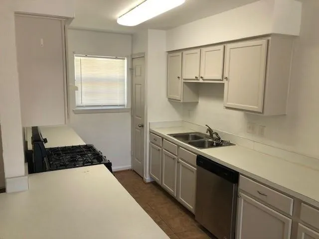 Single Family Residence For Rent in Collin County , 1430 Judy Drive, Plano, Texas 75074, 3 Bedroom, 1 Bathroom, Garage spaces, 1,076 Sqft, built in 1964, mls#21358780, Real Estate Agent in Plano, Homes For Rent in Collin county, Homes For Rent in Plano, Realtor in Plano Texas, Real Estate Brokerage Independent Realty Texas, Luminita Cordes Realtor
