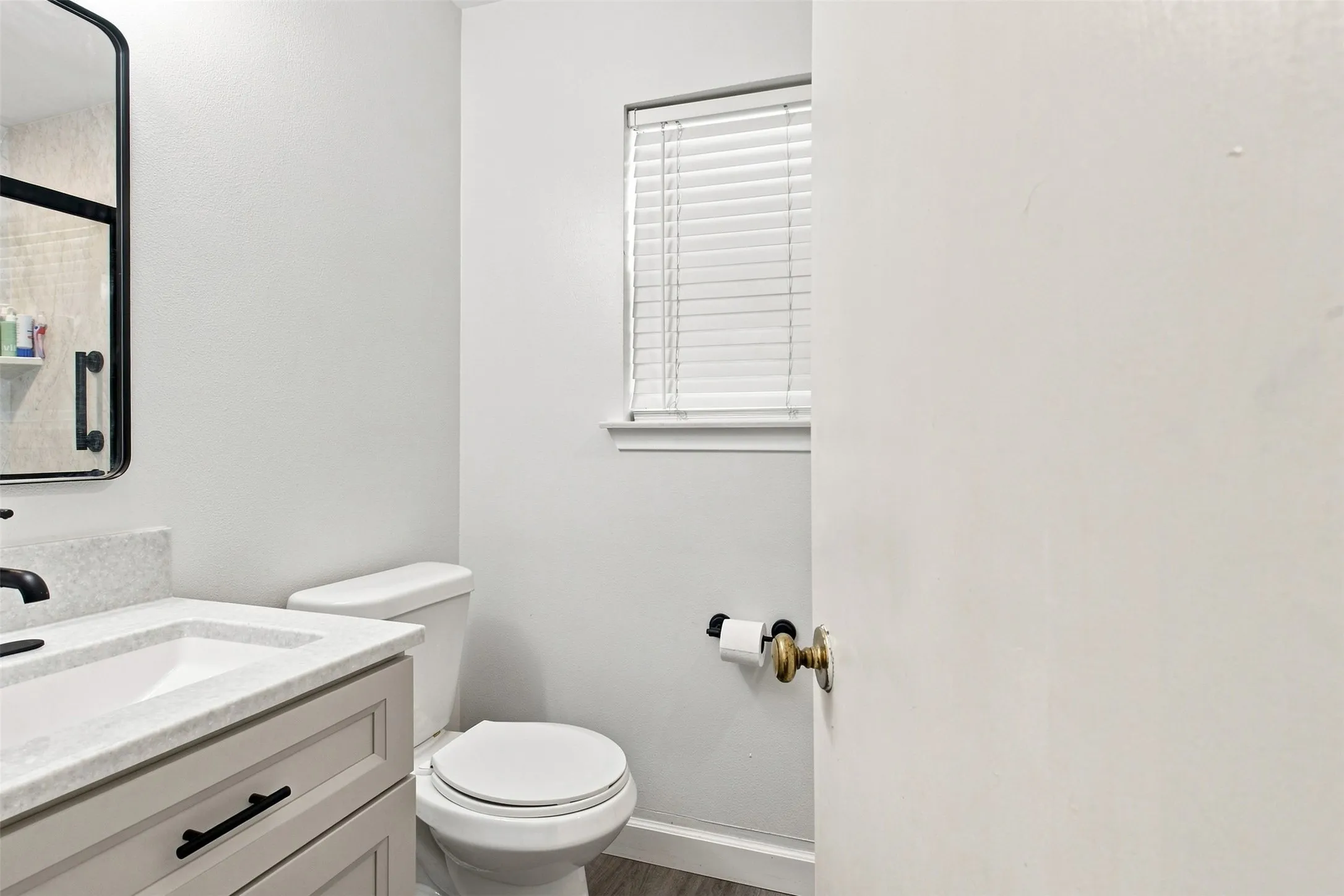 Single Family Residence For Sale in Collin County , 2021 Meadowcreek Drive, Plano, Texas 75074, 3 Bedroom, 2 Bathroom, 2 Garage spaces, 1,706 Sqft, built in 1964, mls#21358785, Real Estate Agent in Plano, Homes For Sale in Collin county, Homes For Sale in Plano, Realtor in Plano Texas, Real Estate Brokerage Independent Realty Texas, Luminita Cordes Realtor