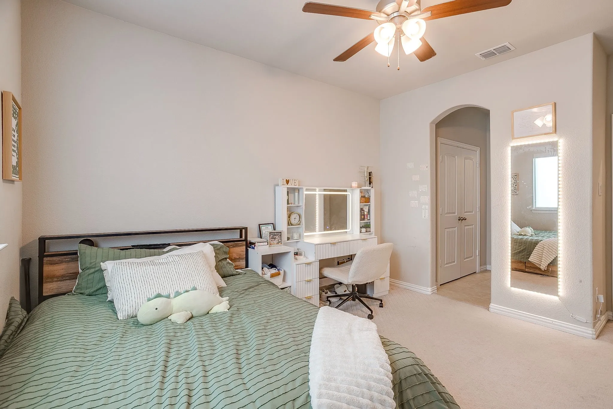 Single Family Residence For Sale in Parker County , 621 Brody Trail, Aledo, Texas 76008, 4 Bedroom, 4 Bathroom, 3 Garage spaces, 3,494 Sqft, built in 2020, mls#21358394, Real Estate Agent in Aledo, Homes For Sale in Parker county, Homes For Sale in Aledo, Realtor in Aledo Texas, Real Estate Brokerage Independent Realty Texas, Luminita Cordes Realtor