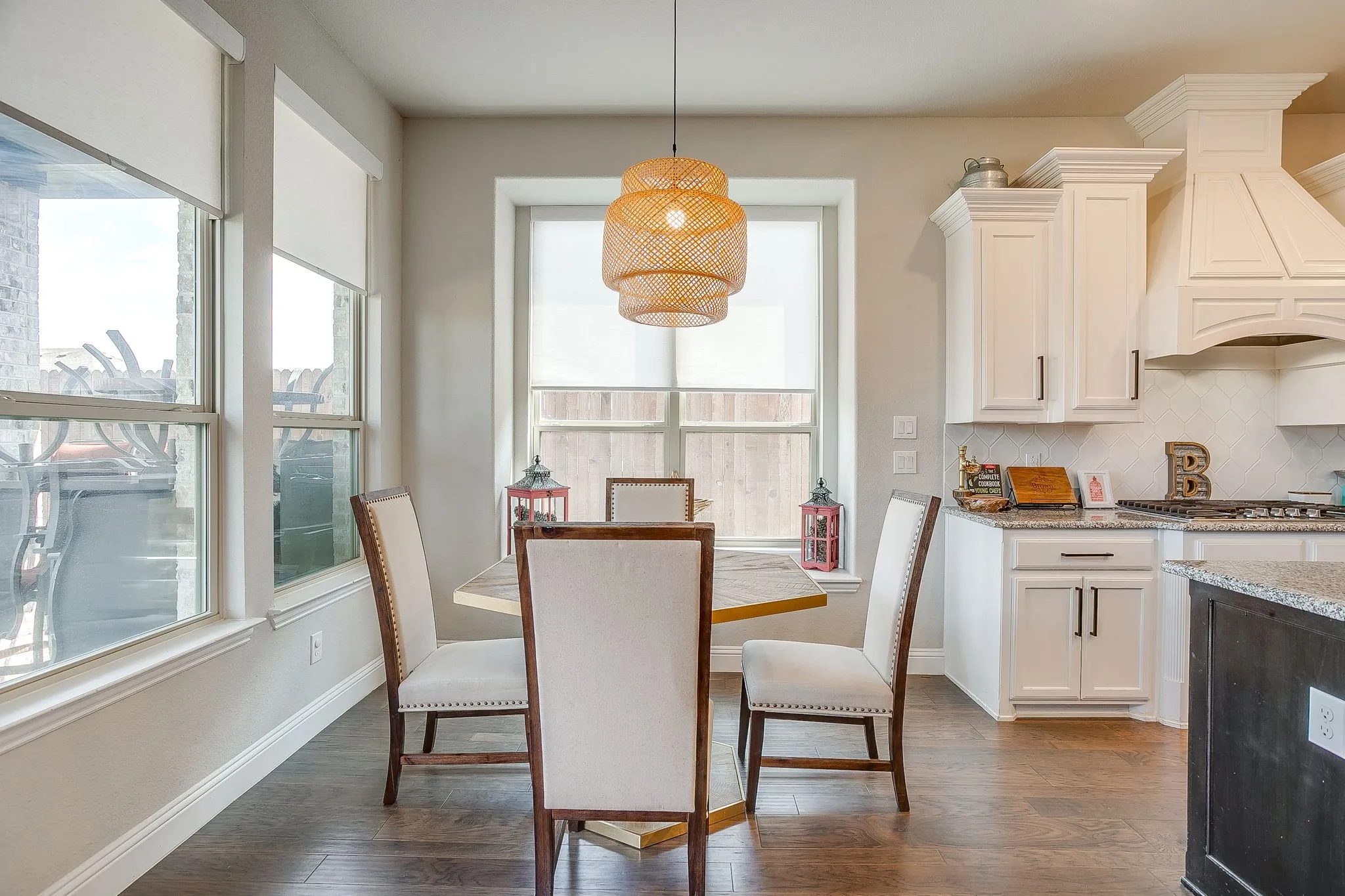 Single Family Residence For Sale in Parker County , 621 Brody Trail, Aledo, Texas 76008, 4 Bedroom, 4 Bathroom, 3 Garage spaces, 3,494 Sqft, built in 2020, mls#21358394, Real Estate Agent in Aledo, Homes For Sale in Parker county, Homes For Sale in Aledo, Realtor in Aledo Texas, Real Estate Brokerage Independent Realty Texas, Luminita Cordes Realtor