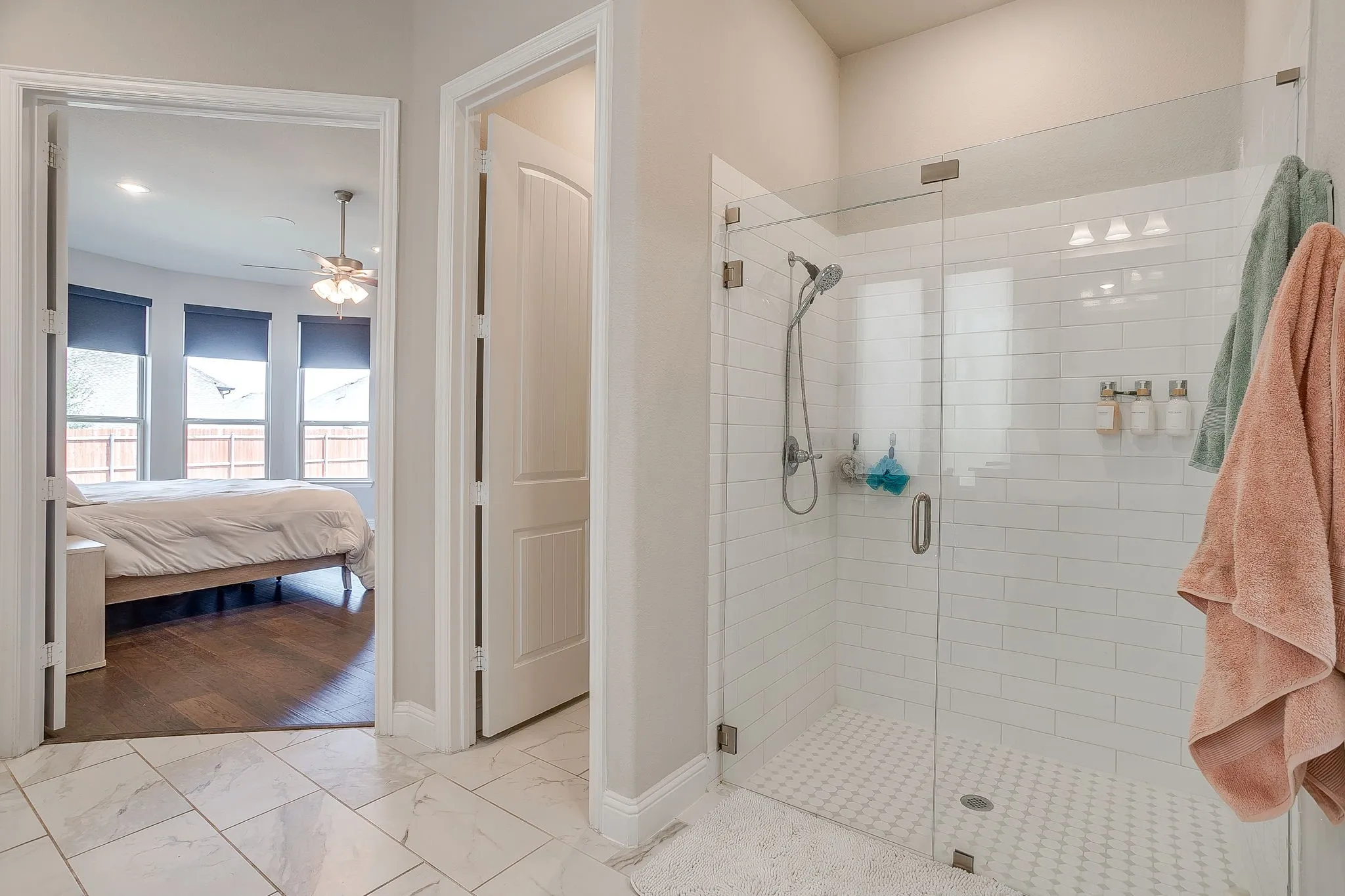Single Family Residence For Sale in Parker County , 621 Brody Trail, Aledo, Texas 76008, 4 Bedroom, 4 Bathroom, 3 Garage spaces, 3,494 Sqft, built in 2020, mls#21358394, Real Estate Agent in Aledo, Homes For Sale in Parker county, Homes For Sale in Aledo, Realtor in Aledo Texas, Real Estate Brokerage Independent Realty Texas, Luminita Cordes Realtor