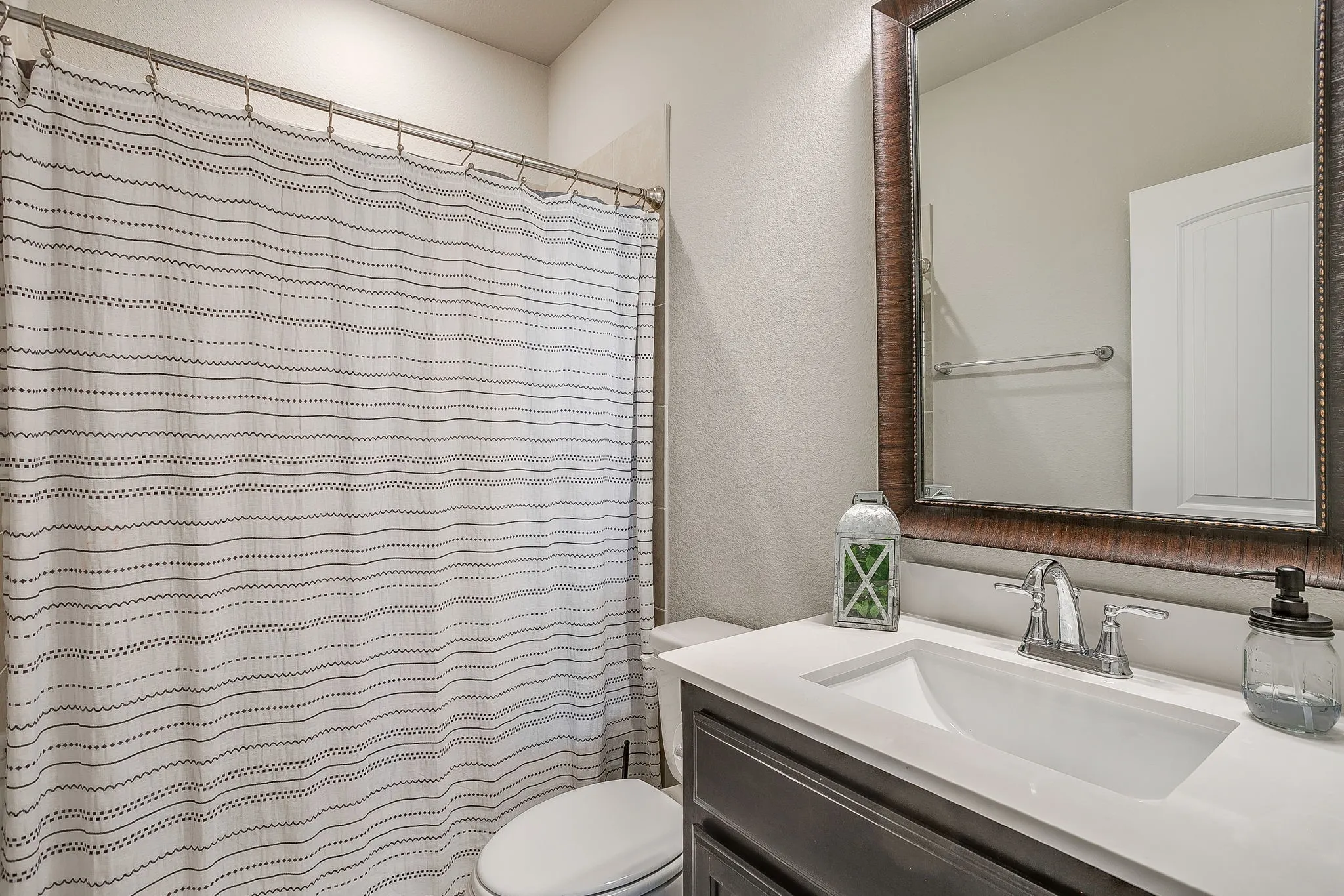 Single Family Residence For Sale in Parker County , 621 Brody Trail, Aledo, Texas 76008, 4 Bedroom, 4 Bathroom, 3 Garage spaces, 3,494 Sqft, built in 2020, mls#21358394, Real Estate Agent in Aledo, Homes For Sale in Parker county, Homes For Sale in Aledo, Realtor in Aledo Texas, Real Estate Brokerage Independent Realty Texas, Luminita Cordes Realtor