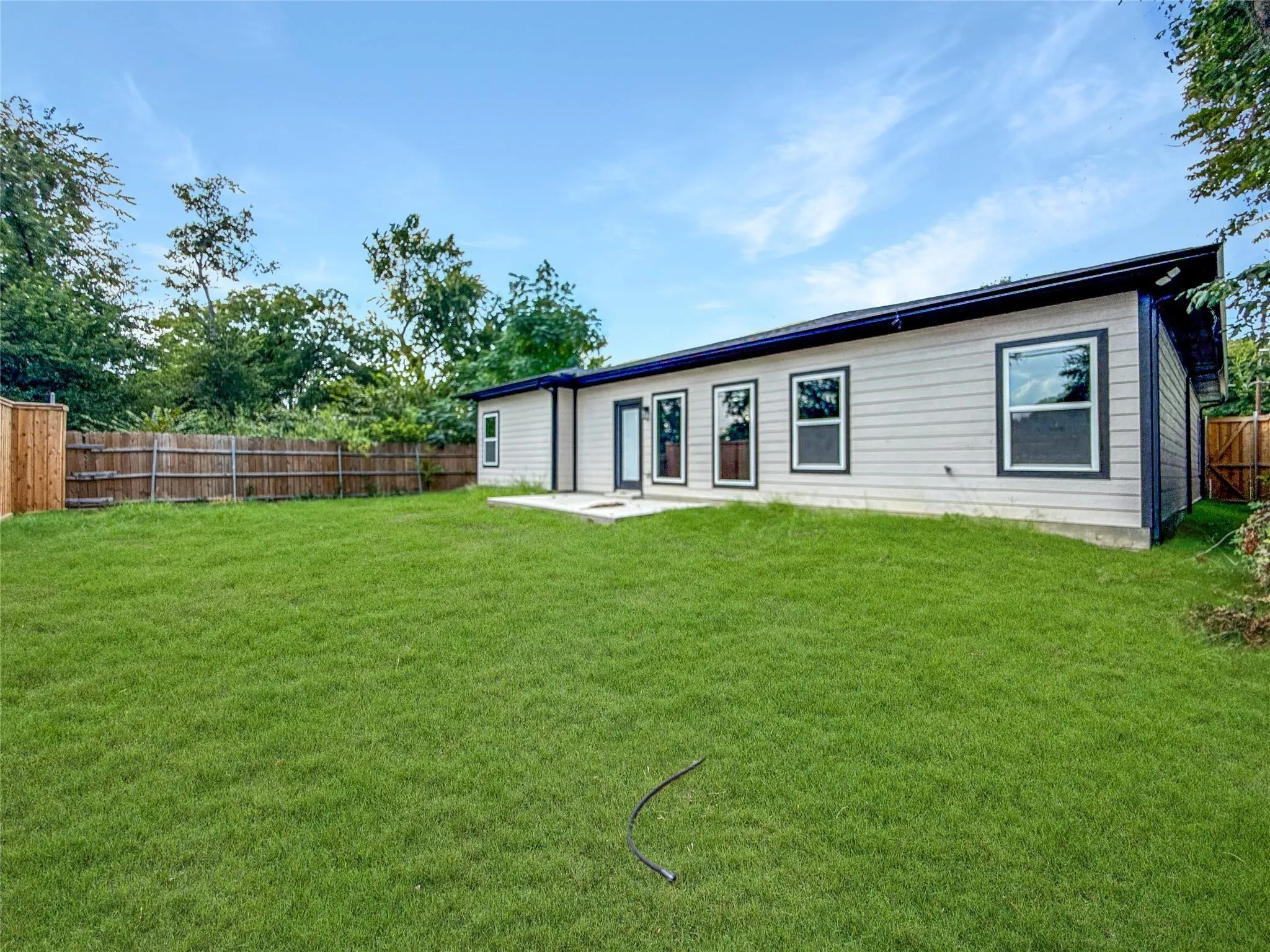 Single Family Residence For Sale in Dallas County , 2130 Kathleen Avenue, Dallas, Texas 75216, 5 Bedroom, 3 Bathroom, 2 Garage spaces, 2,100 Sqft, built in 2025, mls#21357497, Real Estate Agent in Dallas, Homes For Sale in Dallas county, Homes For Sale in Dallas, Realtor in Dallas Texas, Real Estate Brokerage Independent Realty Texas, Luminita Cordes Realtor