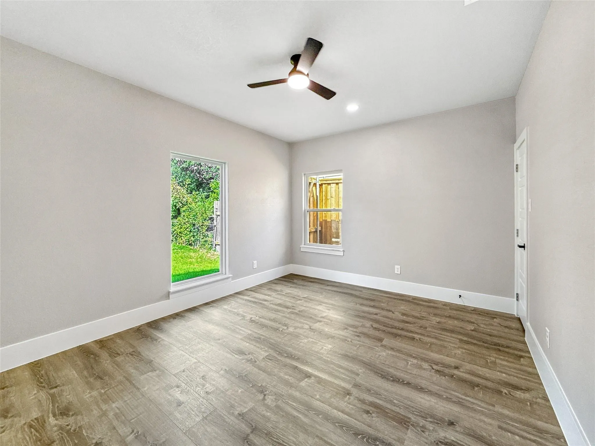 Single Family Residence For Sale in Dallas County , 2130 Kathleen Avenue, Dallas, Texas 75216, 5 Bedroom, 3 Bathroom, 2 Garage spaces, 2,100 Sqft, built in 2025, mls#21357497, Real Estate Agent in Dallas, Homes For Sale in Dallas county, Homes For Sale in Dallas, Realtor in Dallas Texas, Real Estate Brokerage Independent Realty Texas, Luminita Cordes Realtor