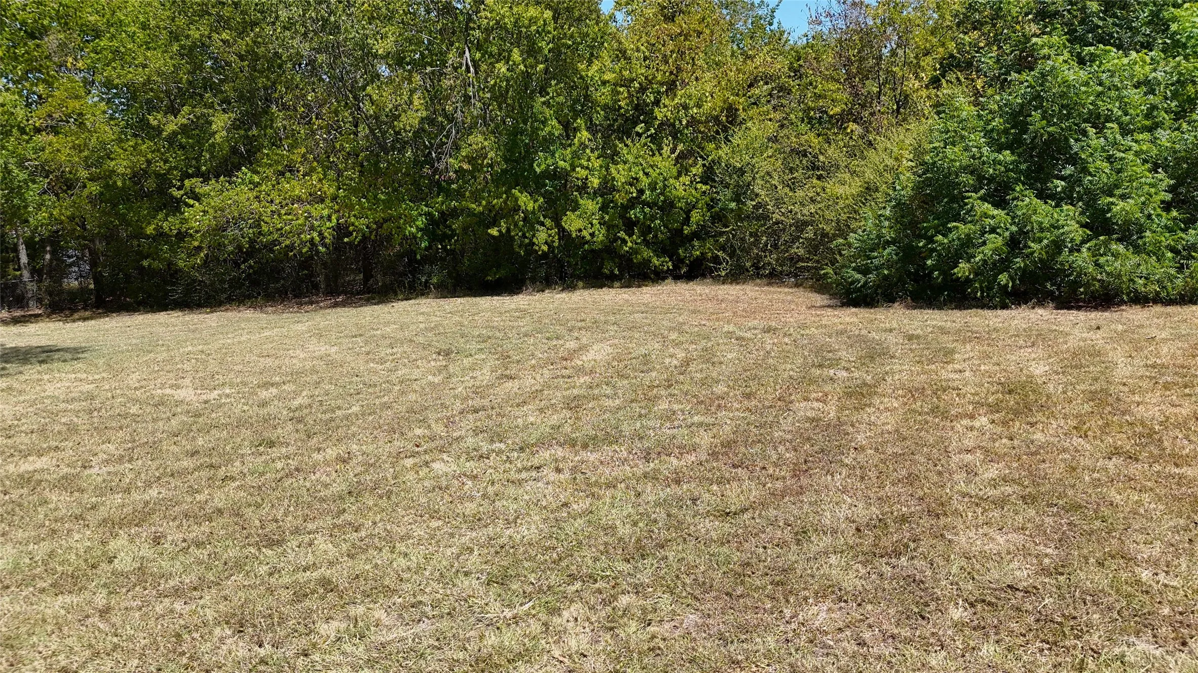 Unimproved Land For Sale in Hunt County , 416 Black Foot, Quinlan, Texas 75474, 0, 0, Garage spaces, 0 Sqft, built in 0, Price $80,000, mls#21358779, Real Estate Agent in Quinlan, Homes For Sale in Hunt county, Homes For Sale in Quinlan, Realtor in Quinlan Texas, Real Estate Brokerage Independent Realty Texas, Luminita Cordes Realtor