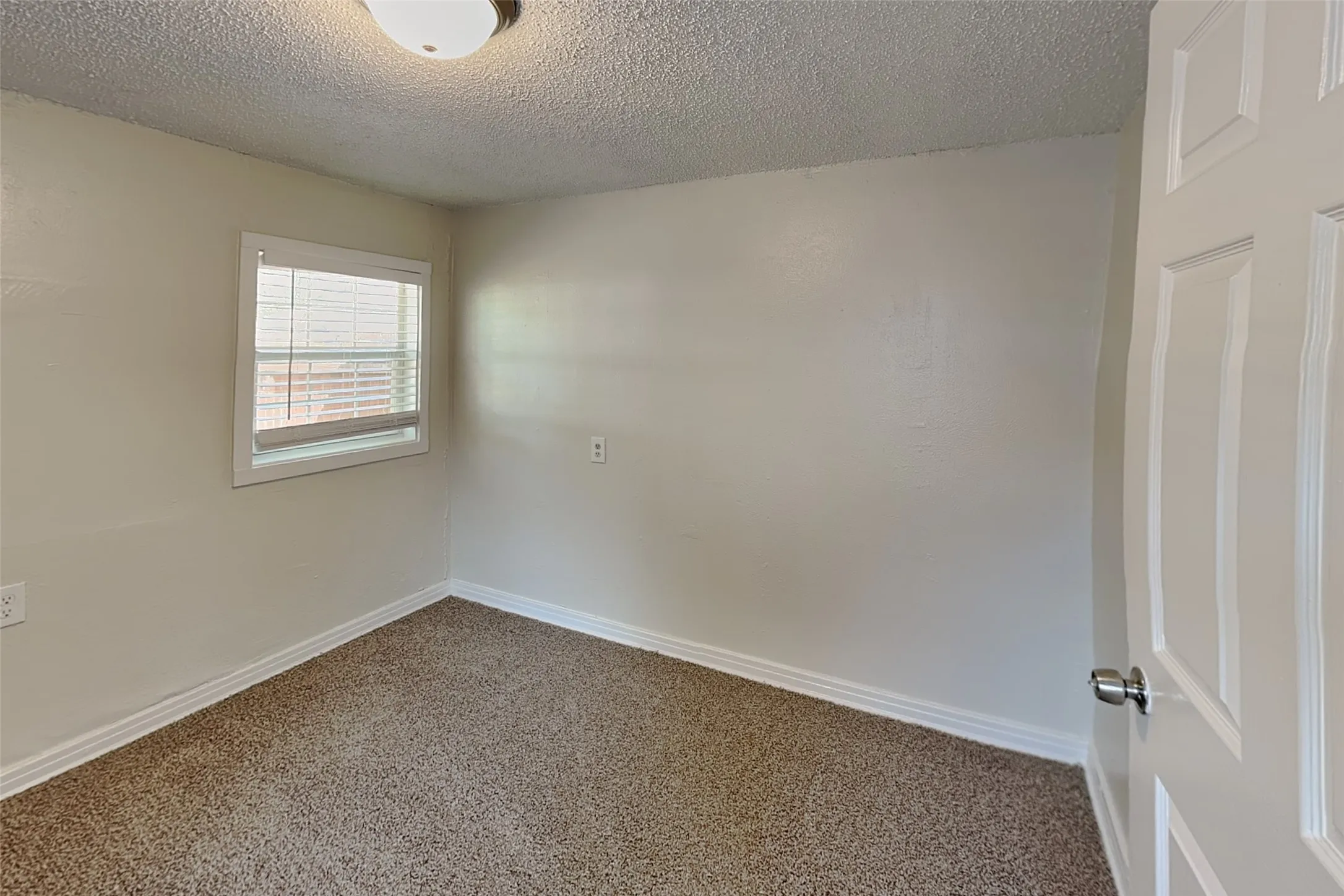 Duplex For Sale in Tarrant County , 517 Isbell Road, Fort Worth, Texas 76114, 4 Bedroom, 1 Bathroom, Garage spaces, 0 Sqft, built in 1942, Price $280,000, mls#21358796, Real Estate Agent in Fort Worth, Homes For Sale in Tarrant county, Homes For Sale in Fort Worth, Realtor in Fort Worth Texas, Real Estate Brokerage Independent Realty Texas, Luminita Cordes Realtor