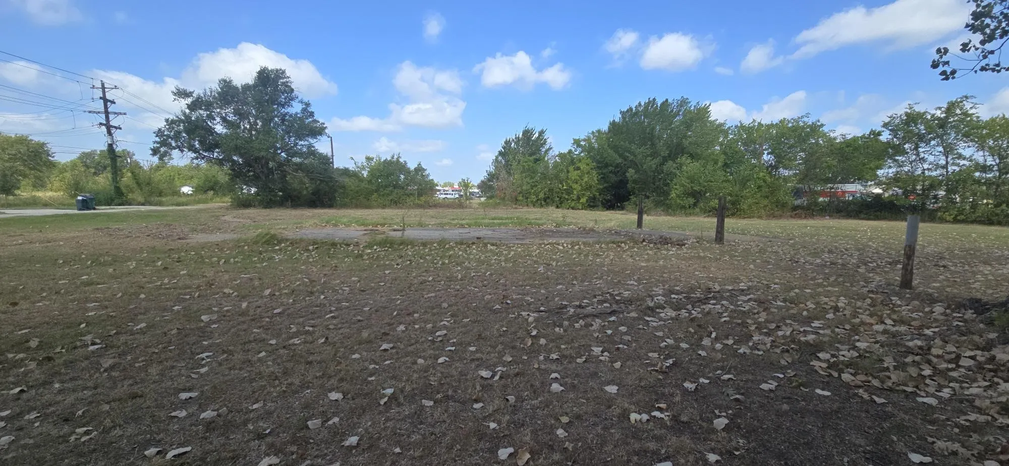 Mobile Home For Sale in Henderson County , 210 Kelly Lane, Seven Points, Texas 75143, 2 Bedroom, 1 Bathroom, Garage spaces, 928 Sqft, built in 1985, mls#21358801, Real Estate Agent in Seven Points, Homes For Sale in Henderson county, Homes For Sale in Seven Points, Realtor in Seven Points Texas, Real Estate Brokerage Independent Realty Texas, Luminita Cordes Realtor